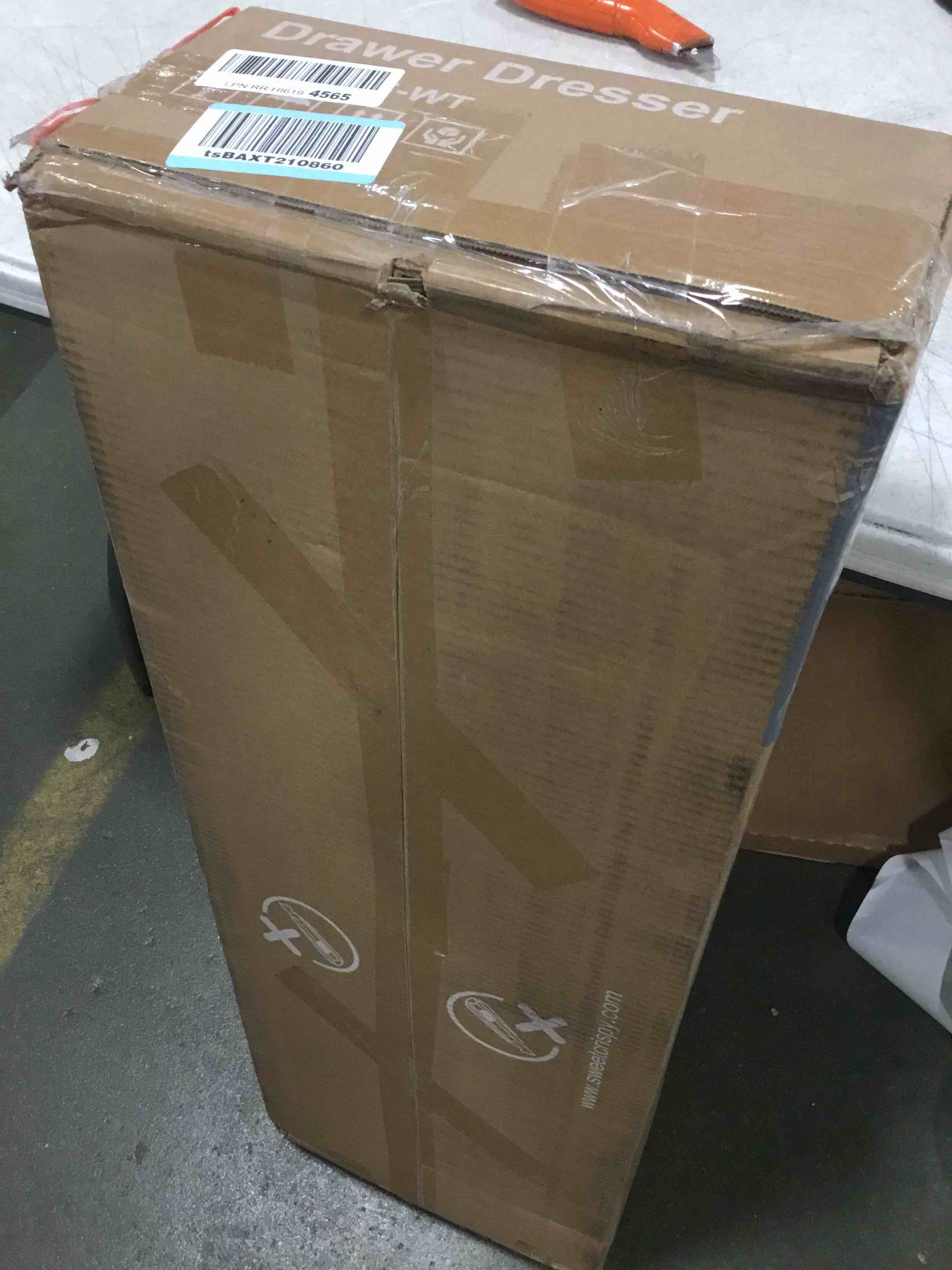 https://s3.amazonaws.com/lotting-images-prod/bidfta/RED5737901_1705932064514.jpeg
