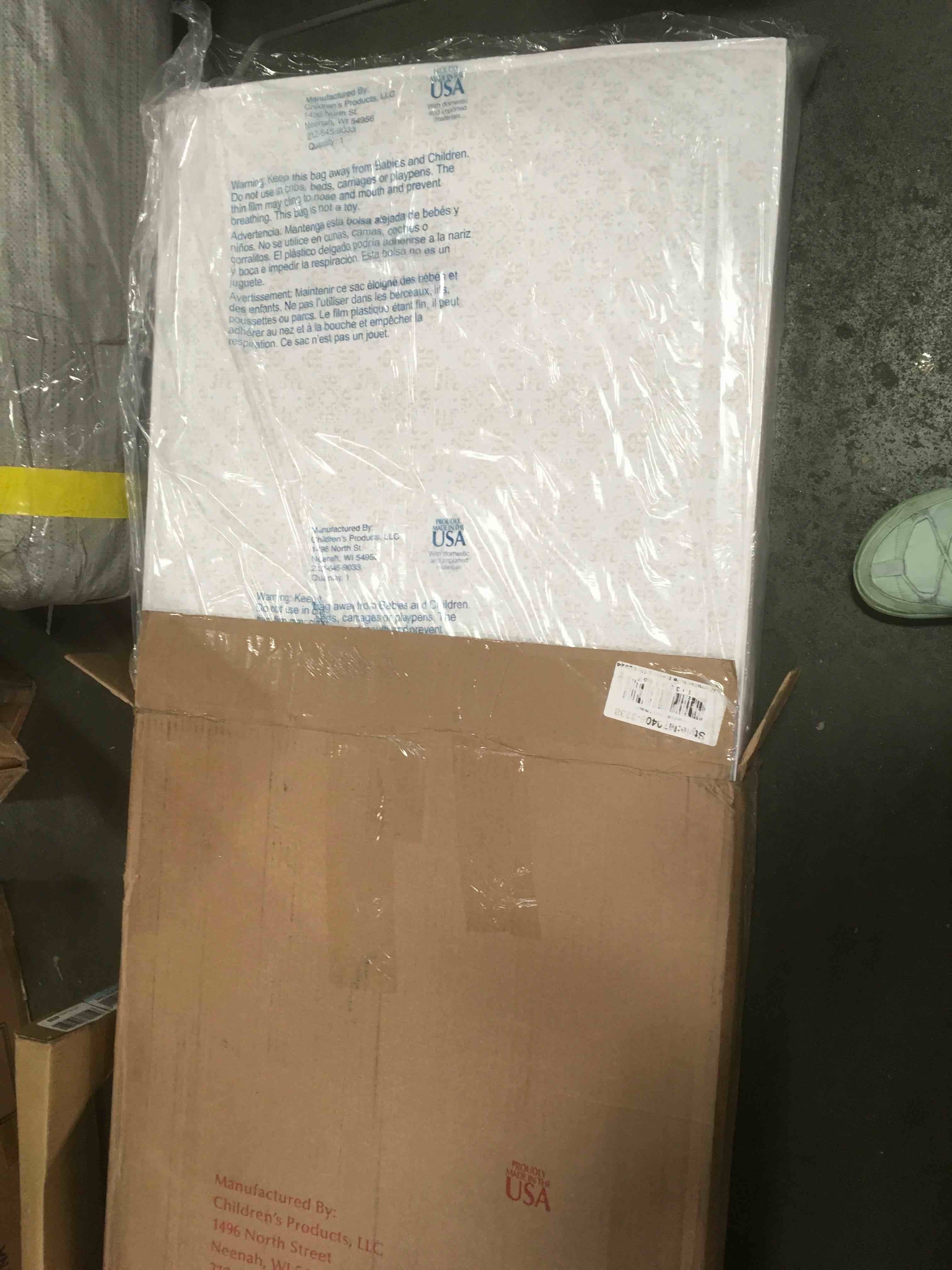 https://s3.amazonaws.com/lotting-images-prod/bidfta/RED5739198_1706638395693.jpeg