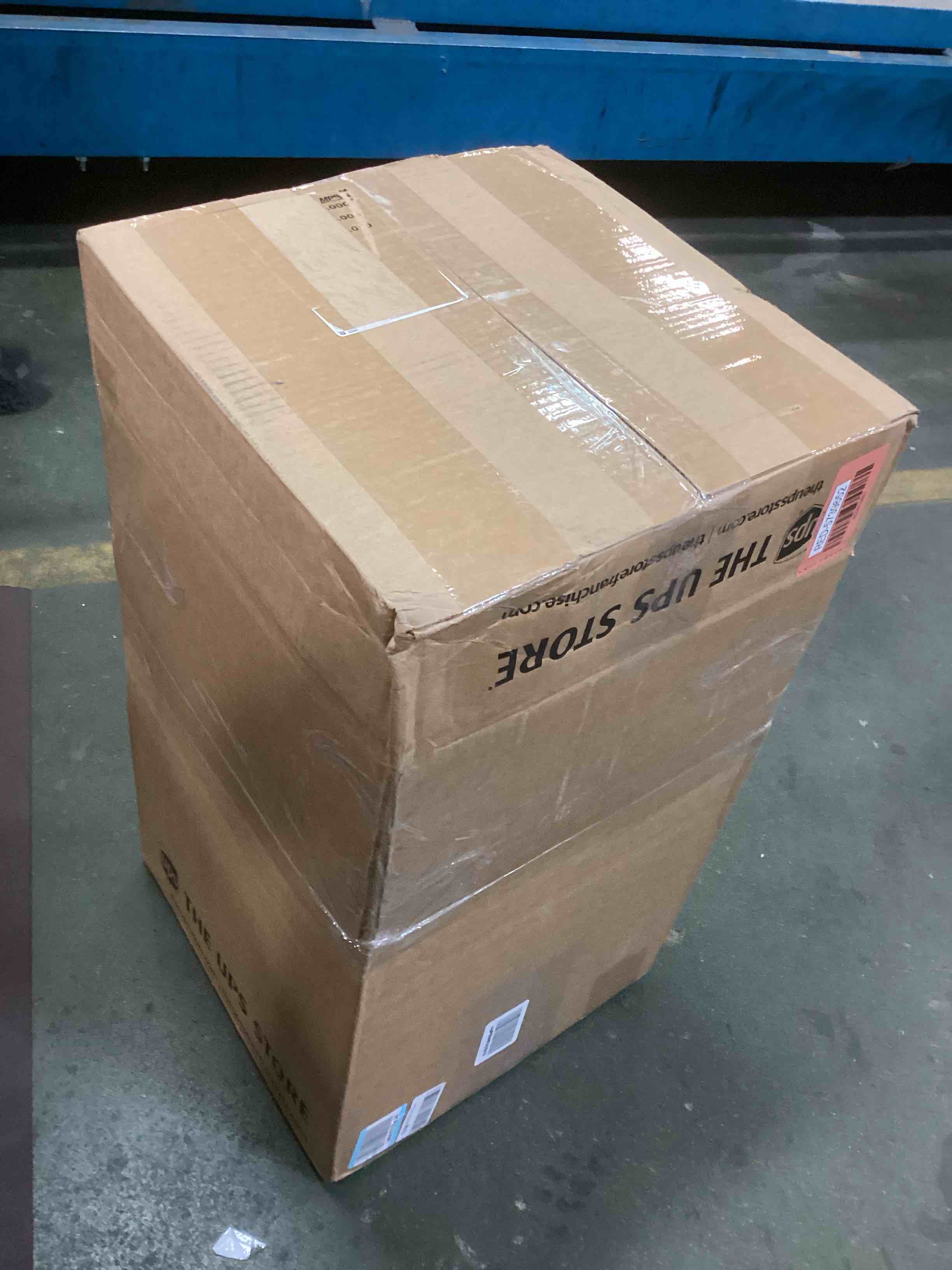 https://s3.amazonaws.com/lotting-images-prod/bidfta/RED5739652_1705148573731.jpeg