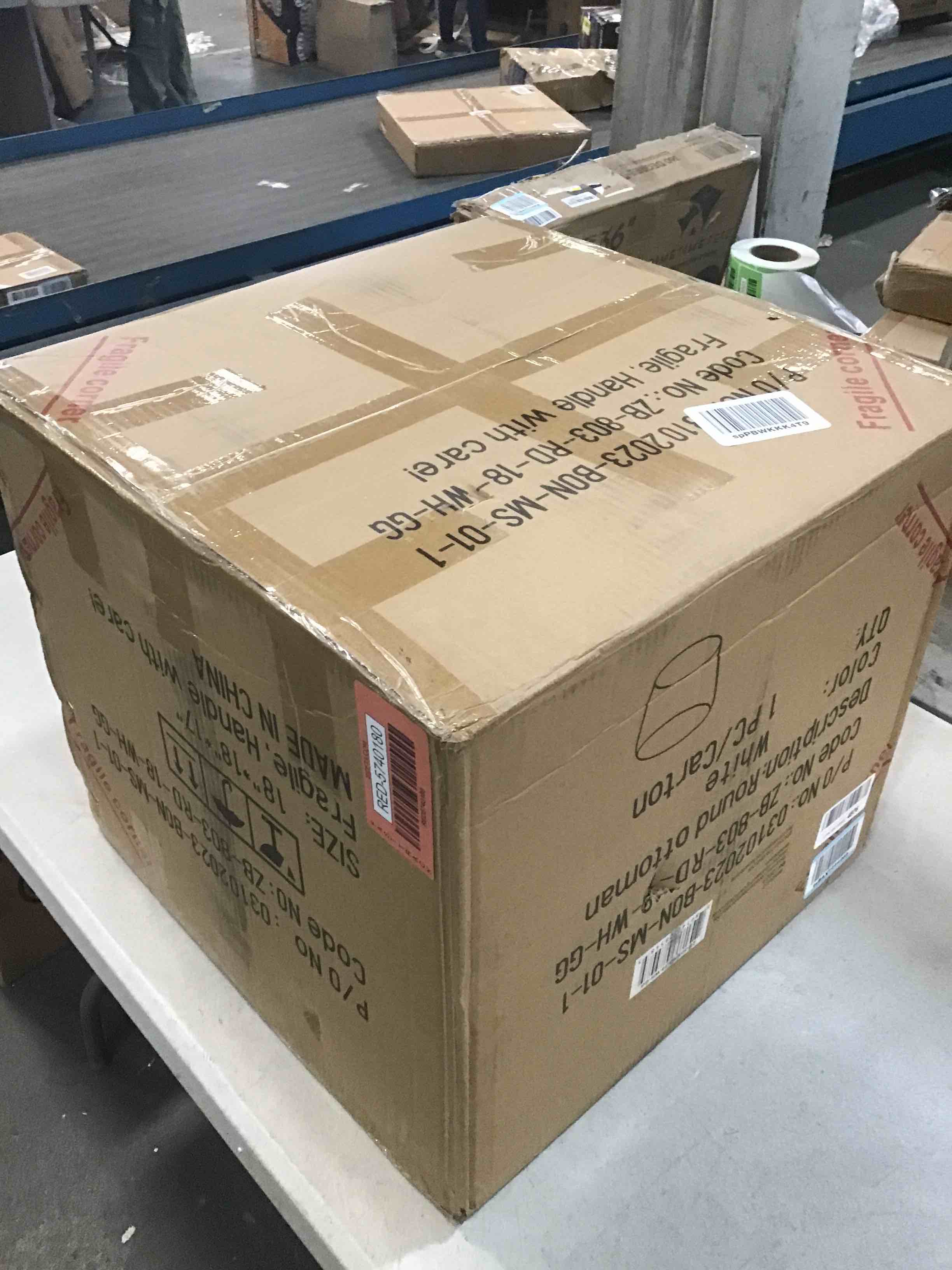 https://s3.amazonaws.com/lotting-images-prod/bidfta/RED5740180_1705422607625.jpeg