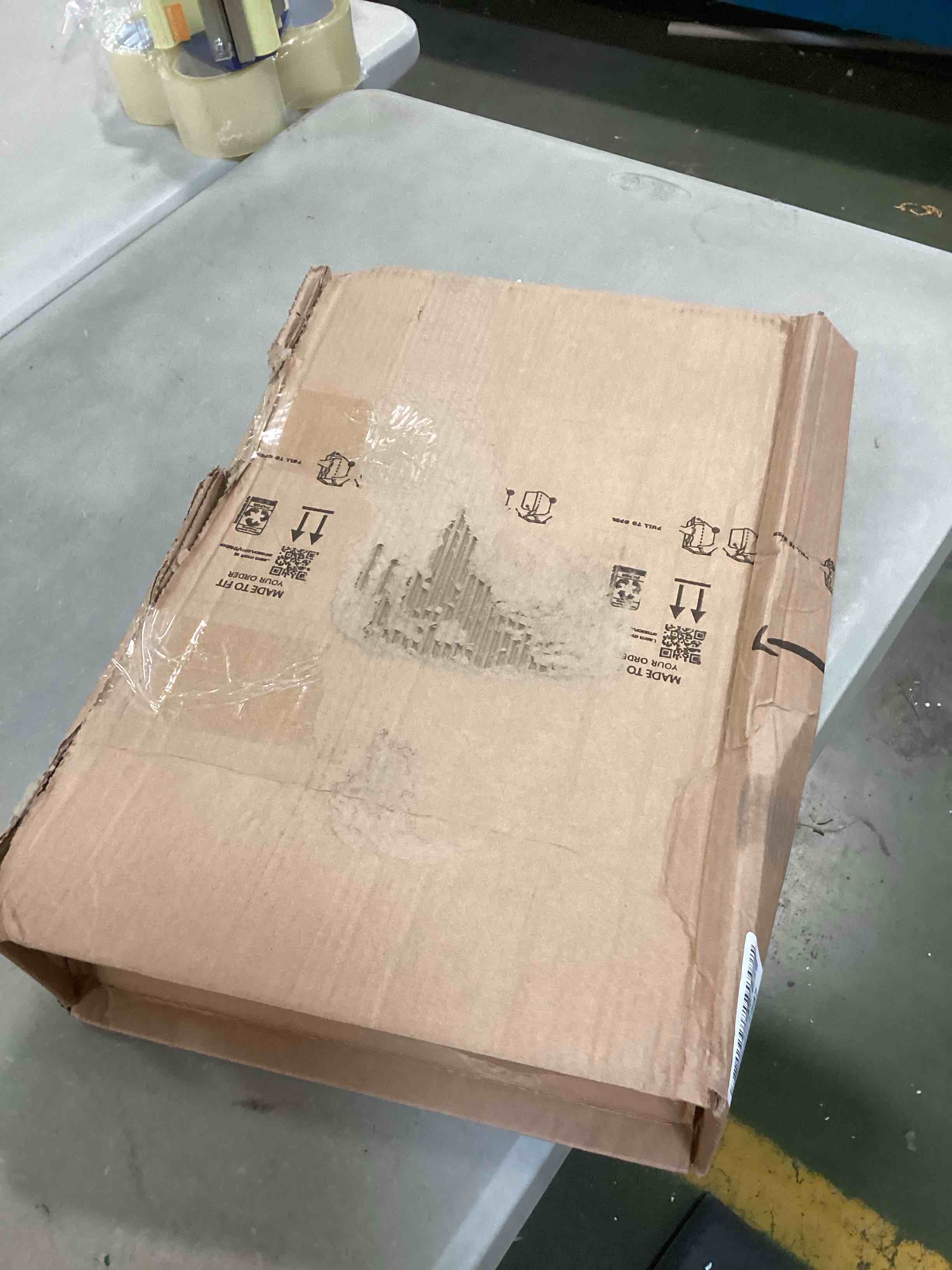 https://s3.amazonaws.com/lotting-images-prod/bidfta/RED5740402_1705501896081.jpeg