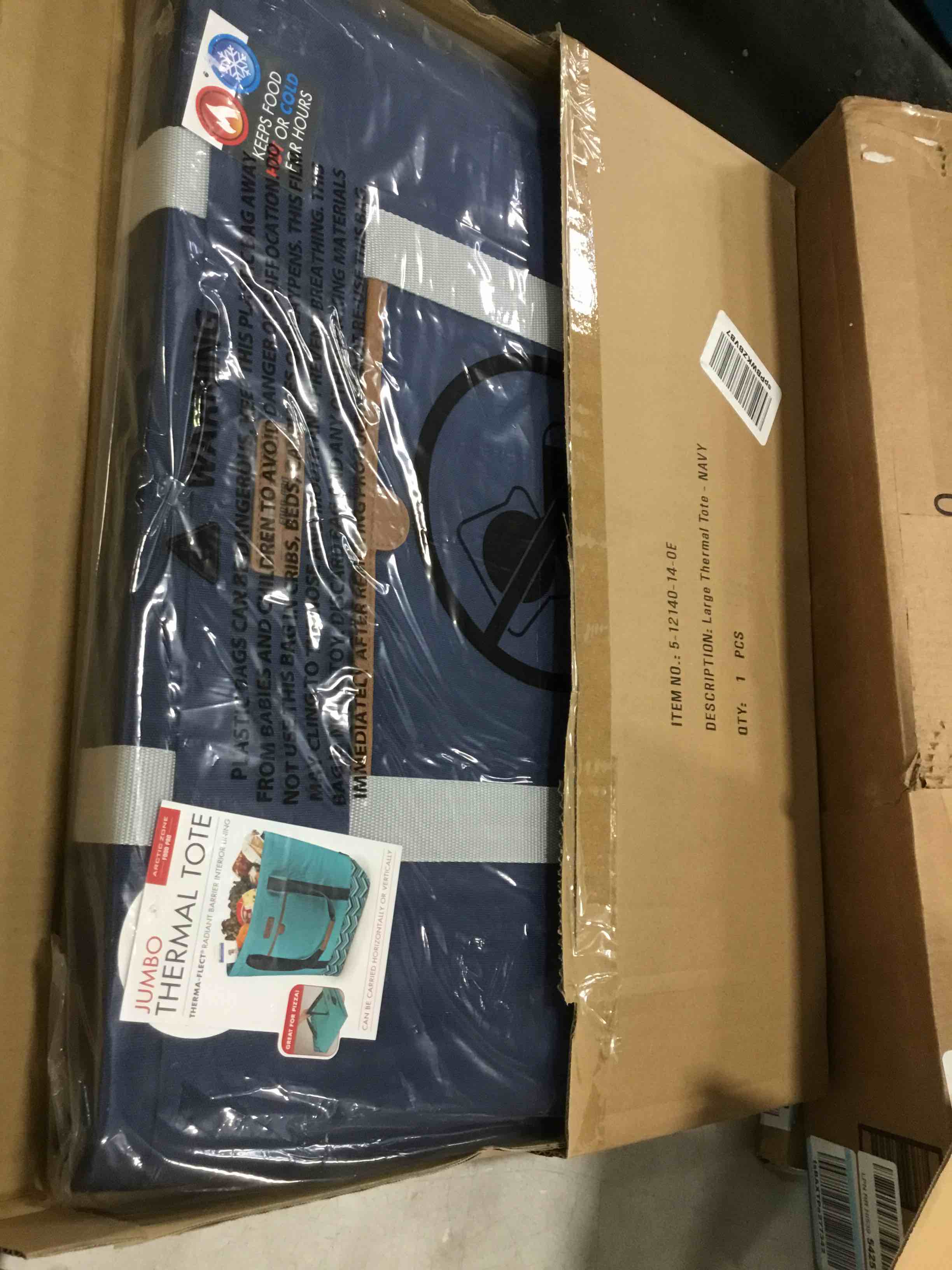 https://s3.amazonaws.com/lotting-images-prod/bidfta/RED5740994_1704729970989.jpeg