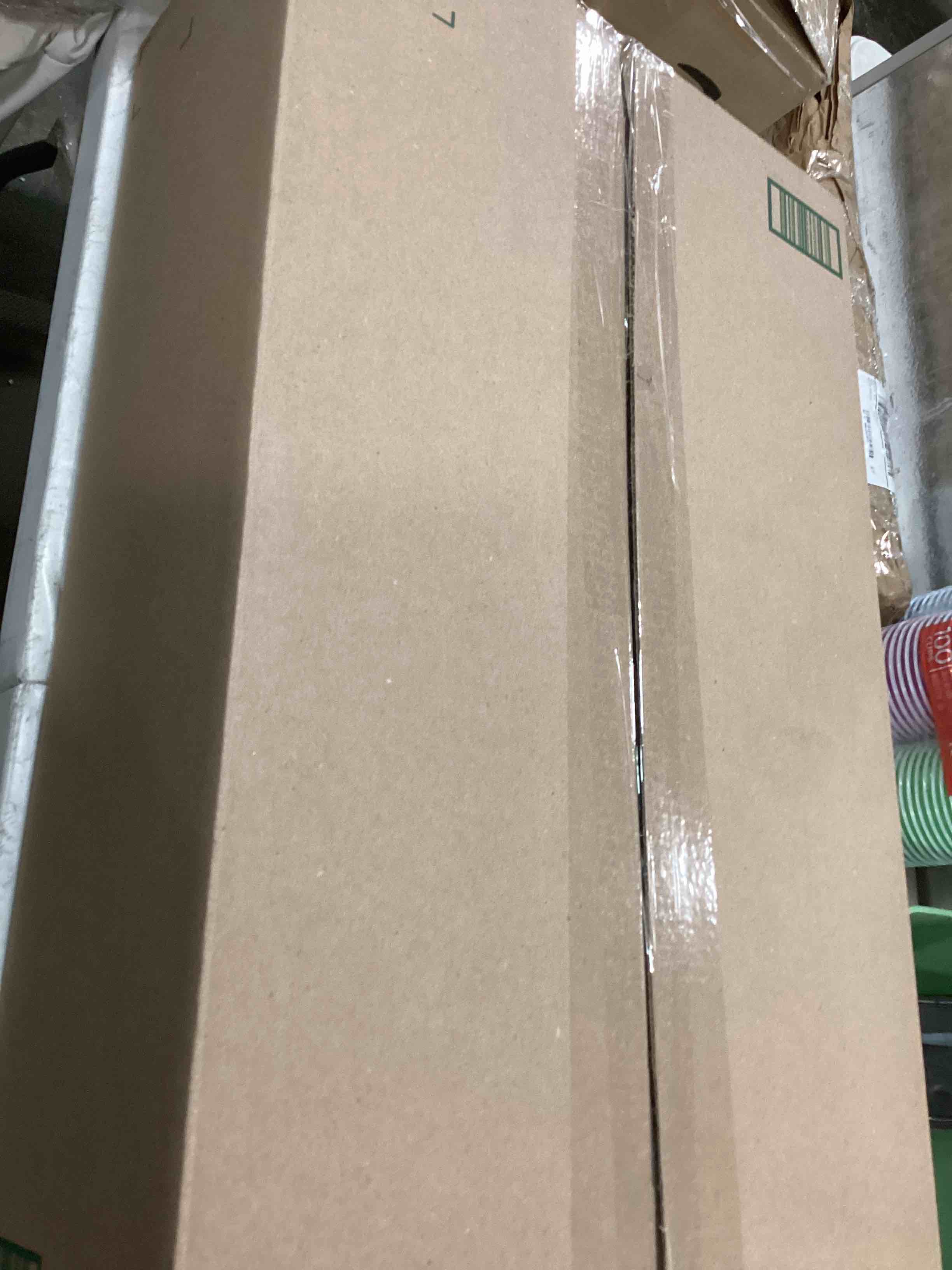 https://s3.amazonaws.com/lotting-images-prod/bidfta/RED5741193_1704815758601.jpeg
