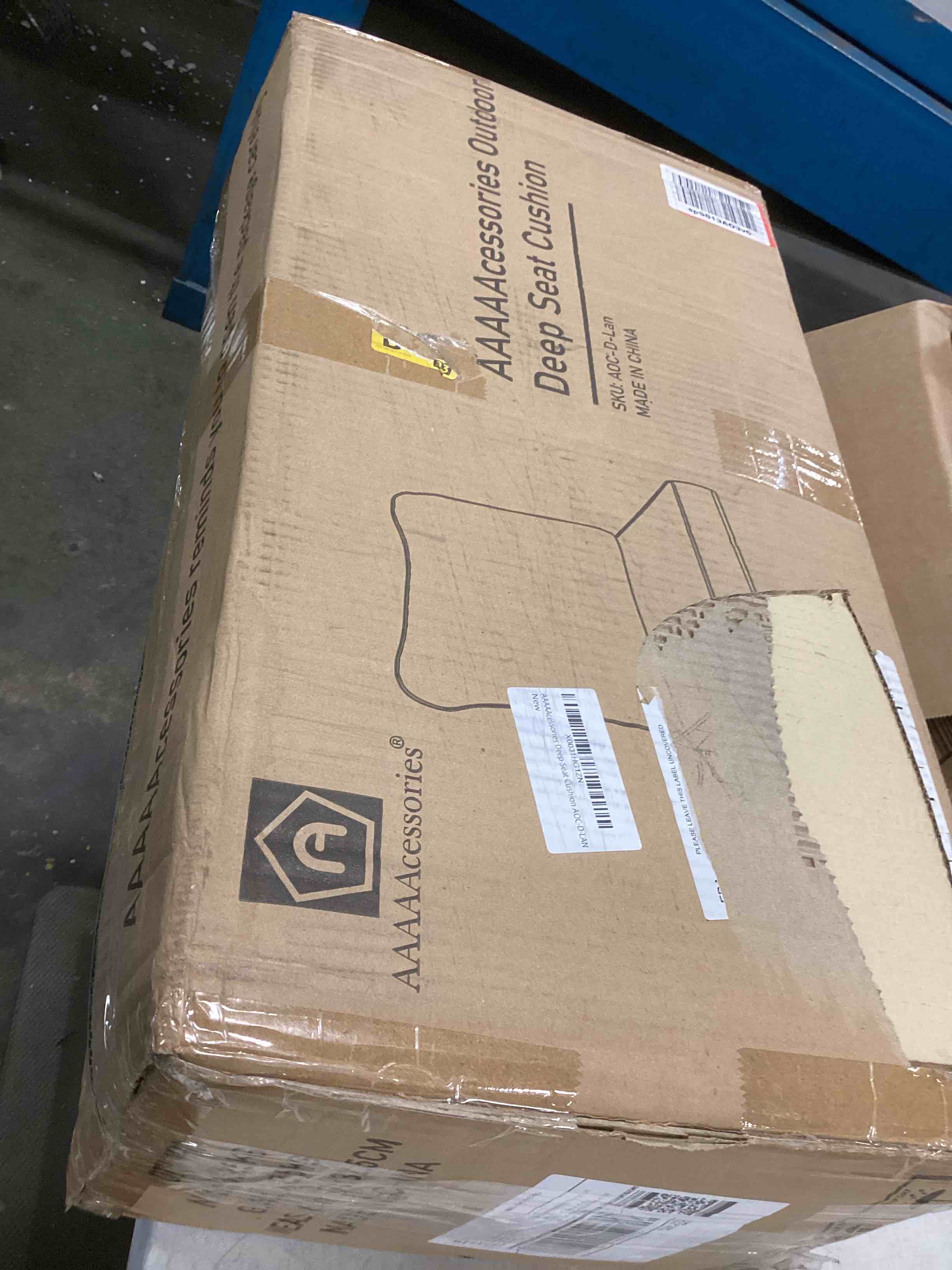 https://s3.amazonaws.com/lotting-images-prod/bidfta/RED5741268_1704826299798.jpeg