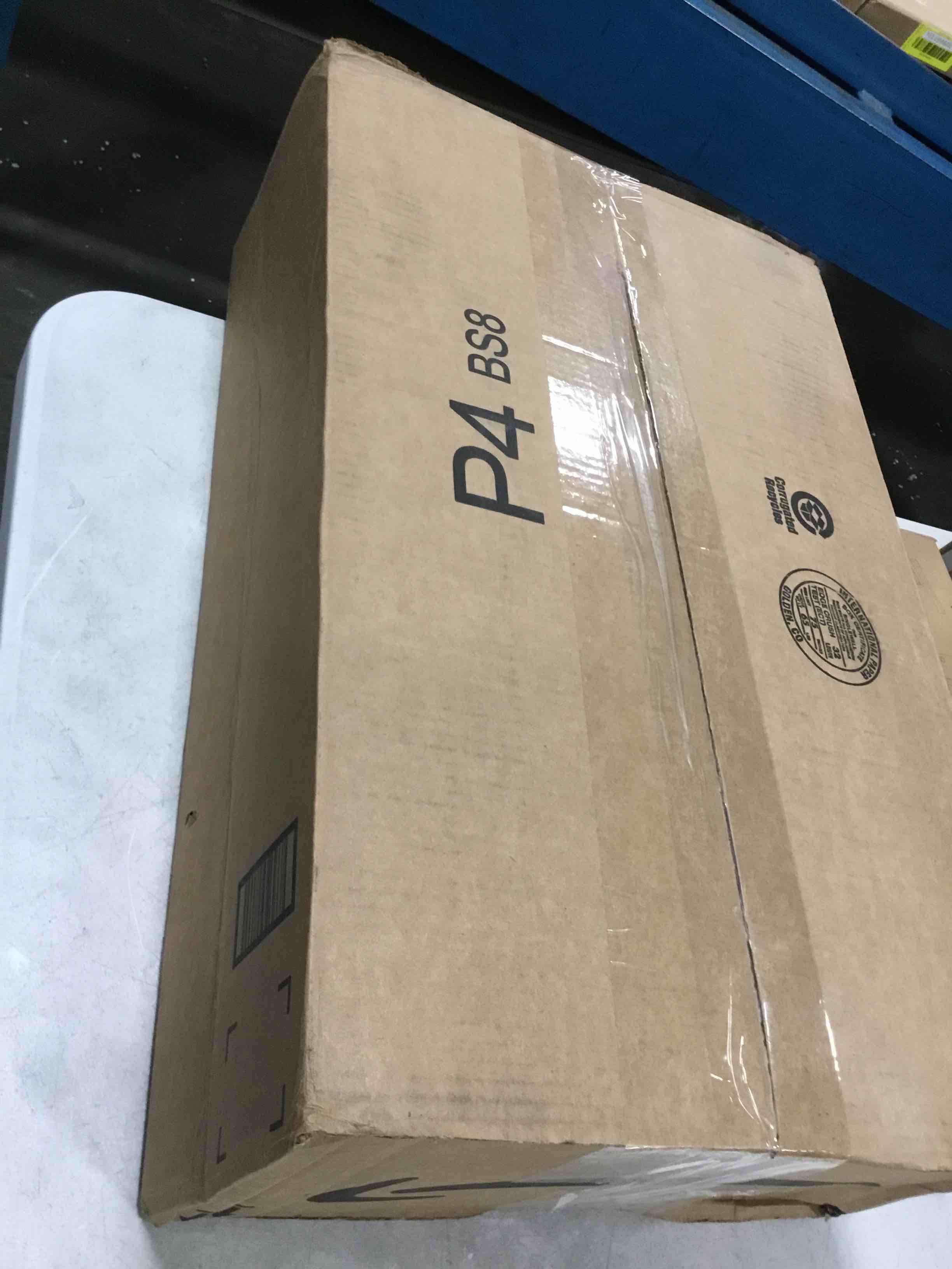 https://s3.amazonaws.com/lotting-images-prod/bidfta/RED5741318_1704891216374.jpeg