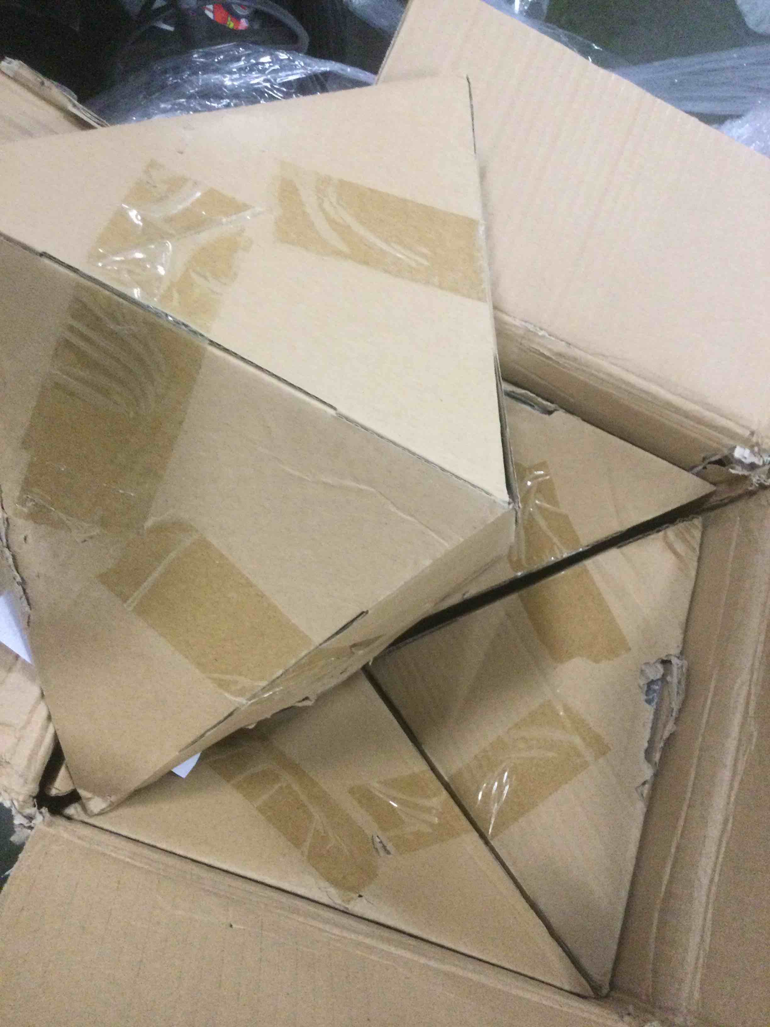 https://s3.amazonaws.com/lotting-images-prod/bidfta/RED5742267_1705353317839.jpeg