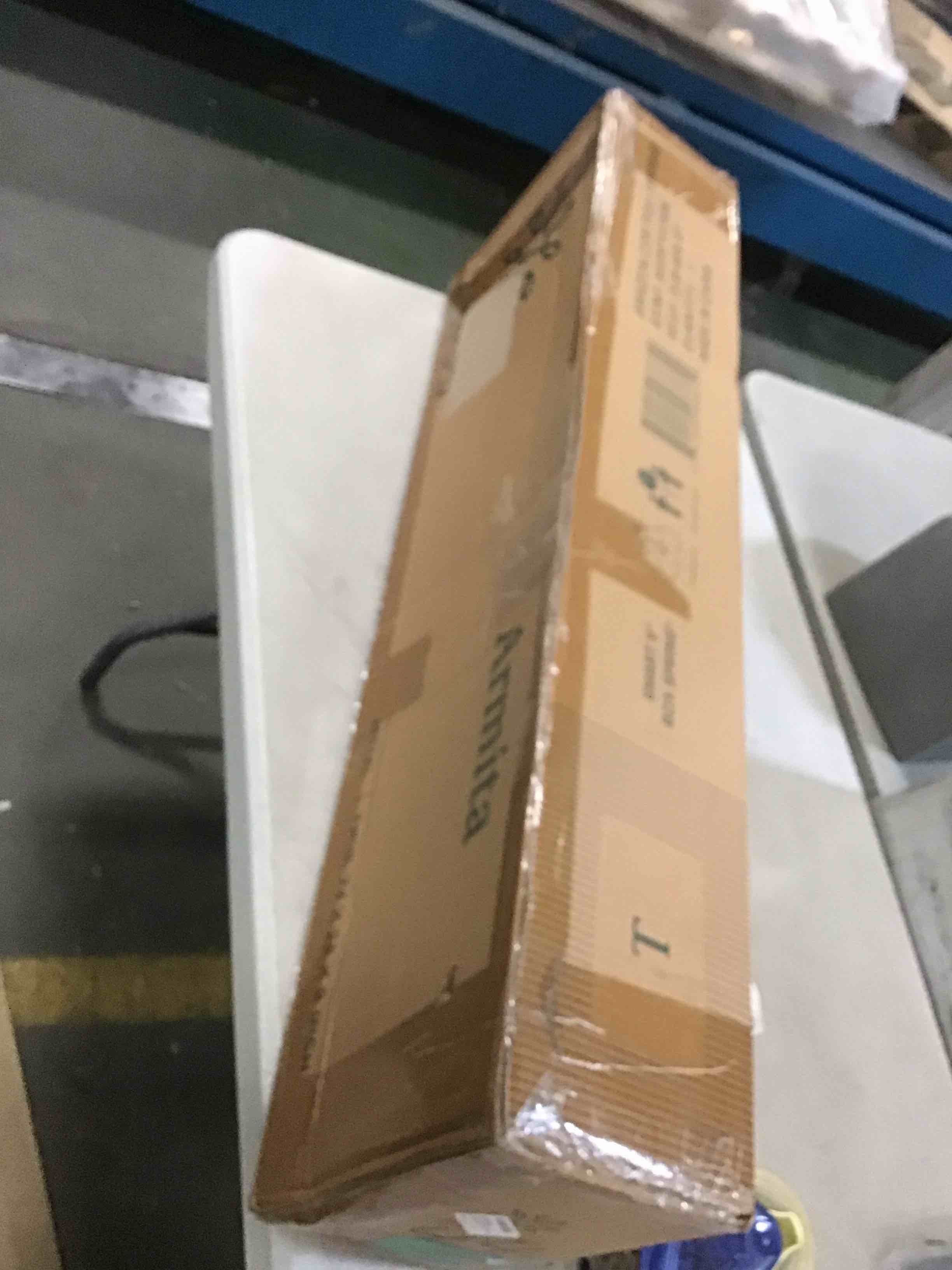 https://s3.amazonaws.com/lotting-images-prod/bidfta/RED5742498_1704976461046.jpeg
