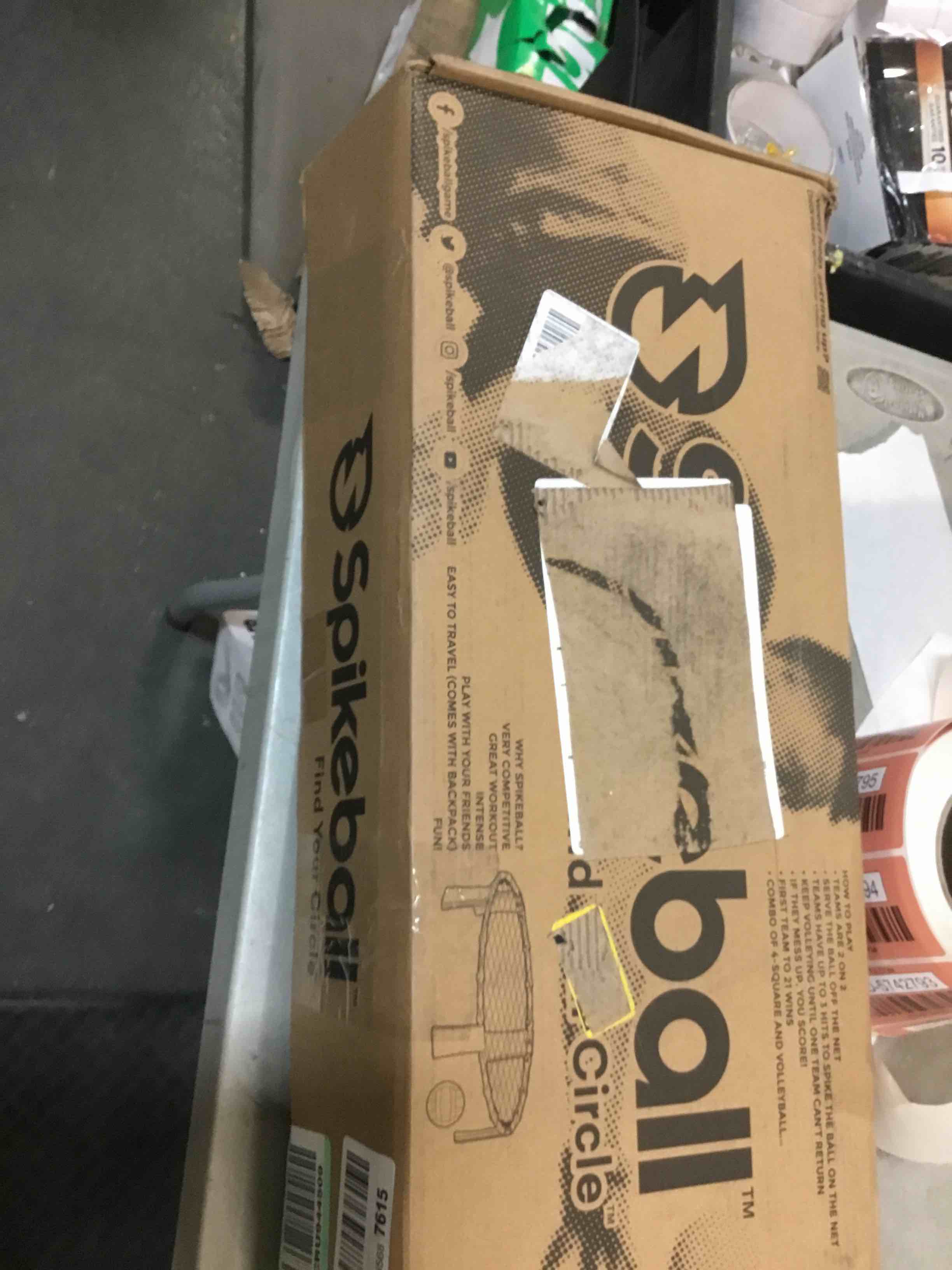 https://s3.amazonaws.com/lotting-images-prod/bidfta/RED5742789_1705063912378.jpeg