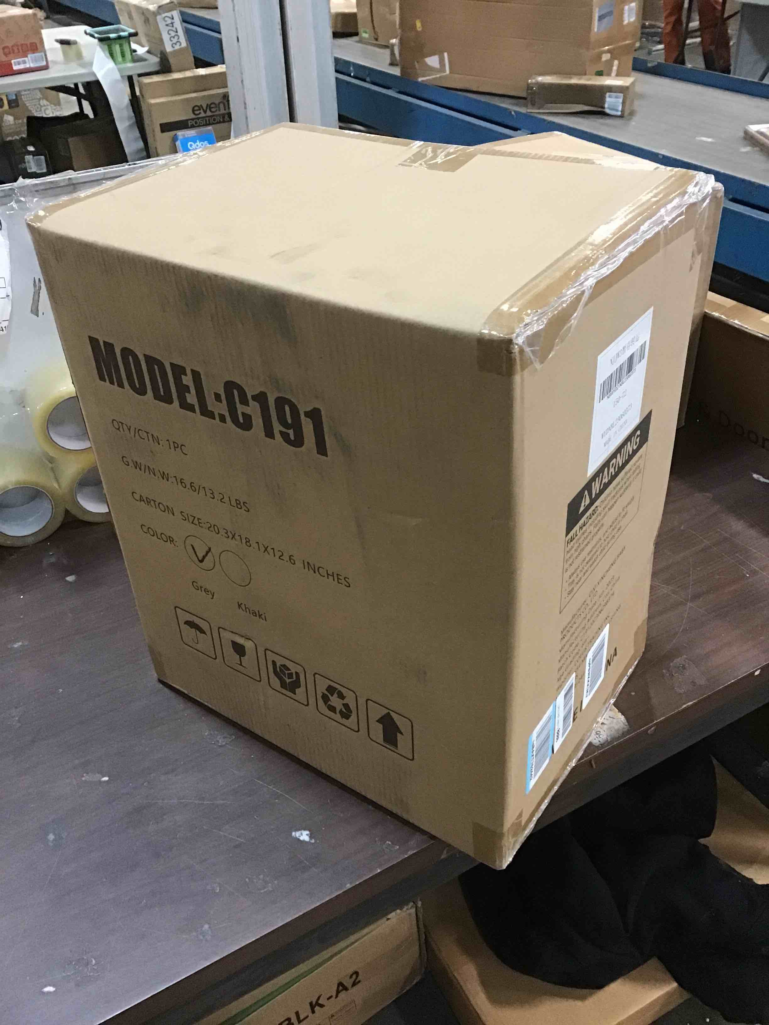 https://s3.amazonaws.com/lotting-images-prod/bidfta/RED5743417_1705422730112.jpeg