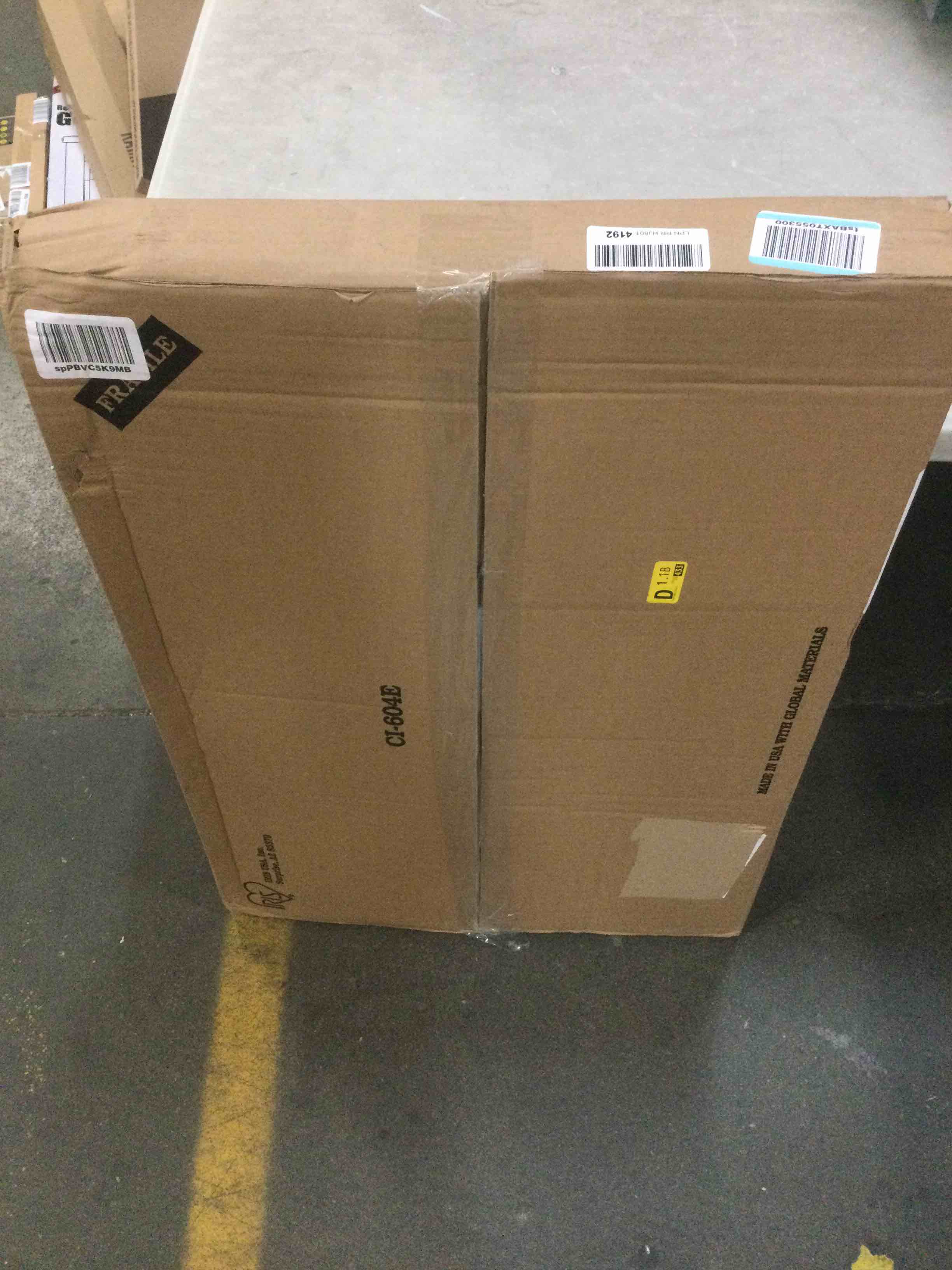https://s3.amazonaws.com/lotting-images-prod/bidfta/RED5743713_1705606414315.jpeg