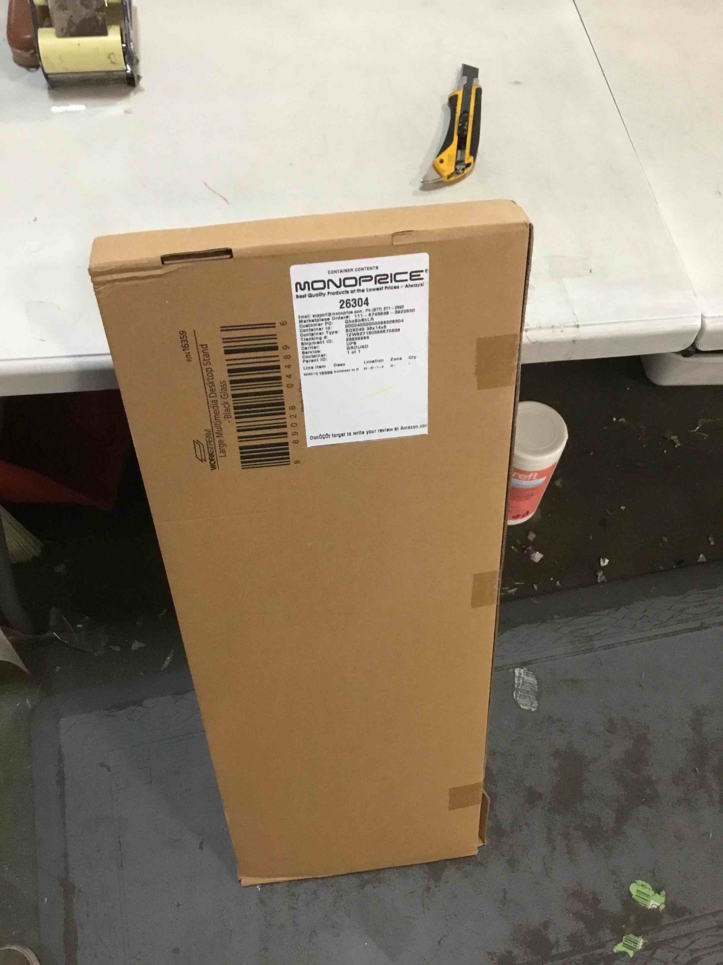 https://s3.amazonaws.com/lotting-images-prod/bidfta/RED5743856_1705776225429.jpeg