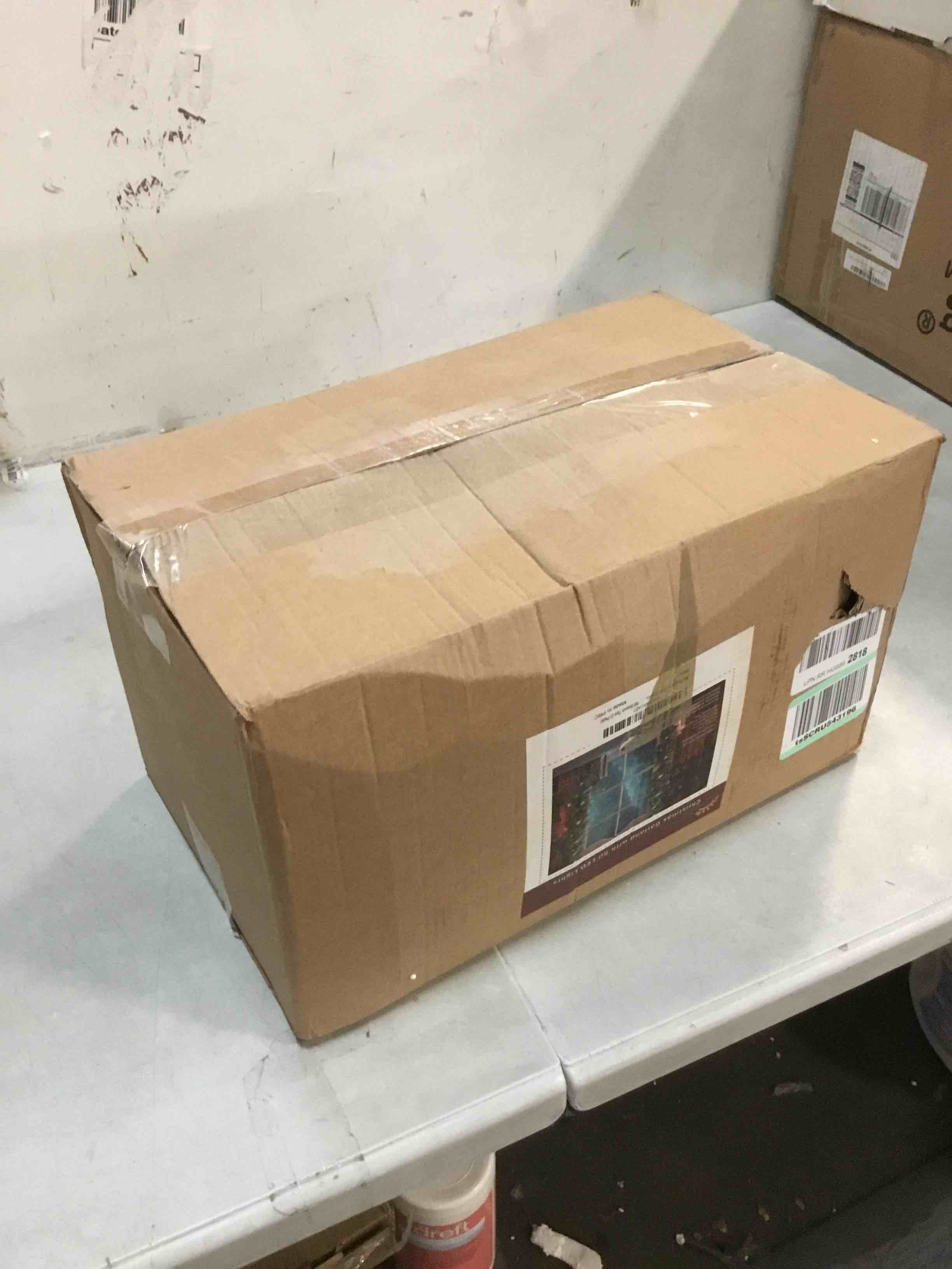 https://s3.amazonaws.com/lotting-images-prod/bidfta/RED5743910_1705784086801.jpeg