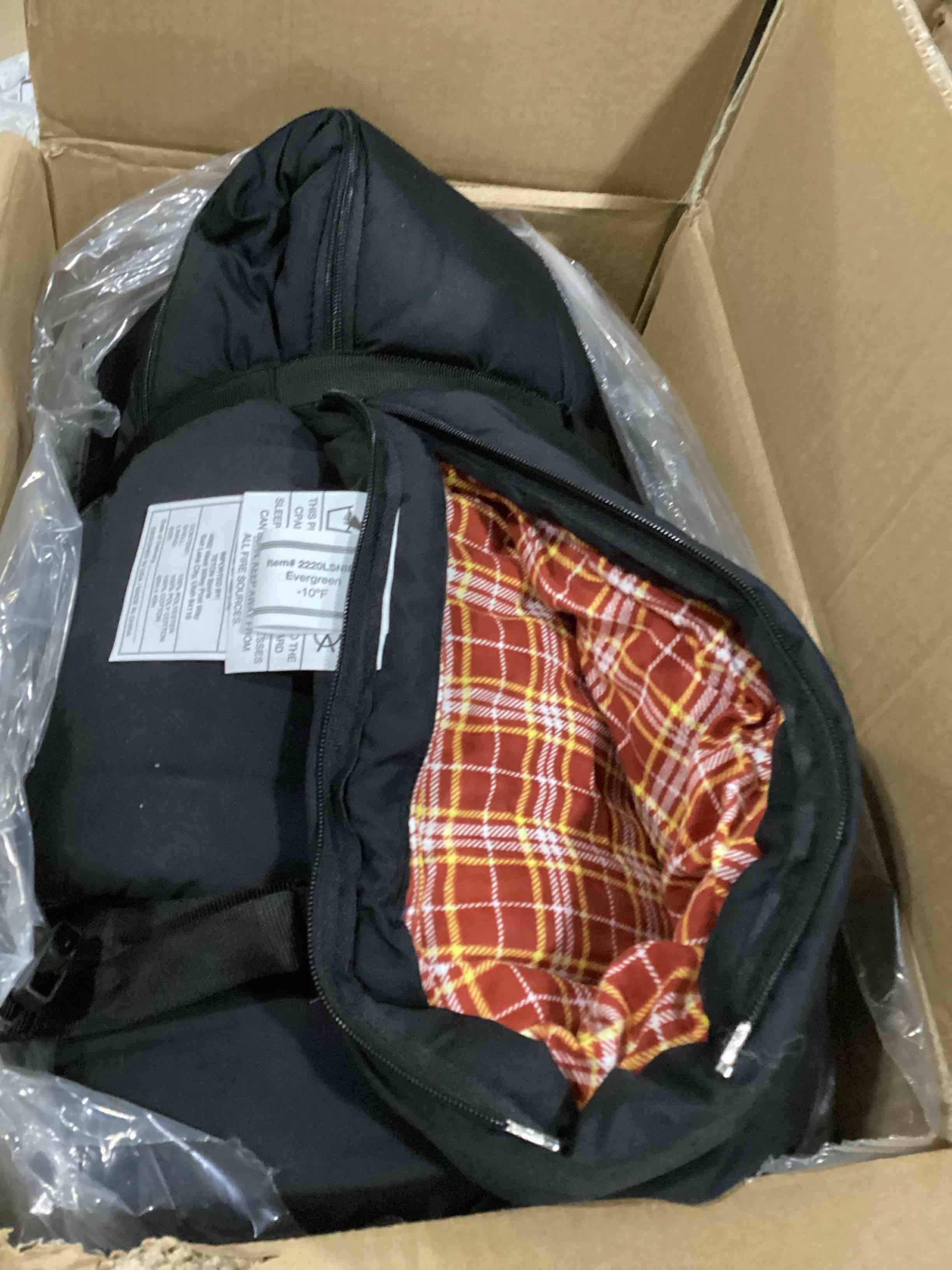 https://s3.amazonaws.com/lotting-images-prod/bidfta/RED5743988_1715341739692.jpeg