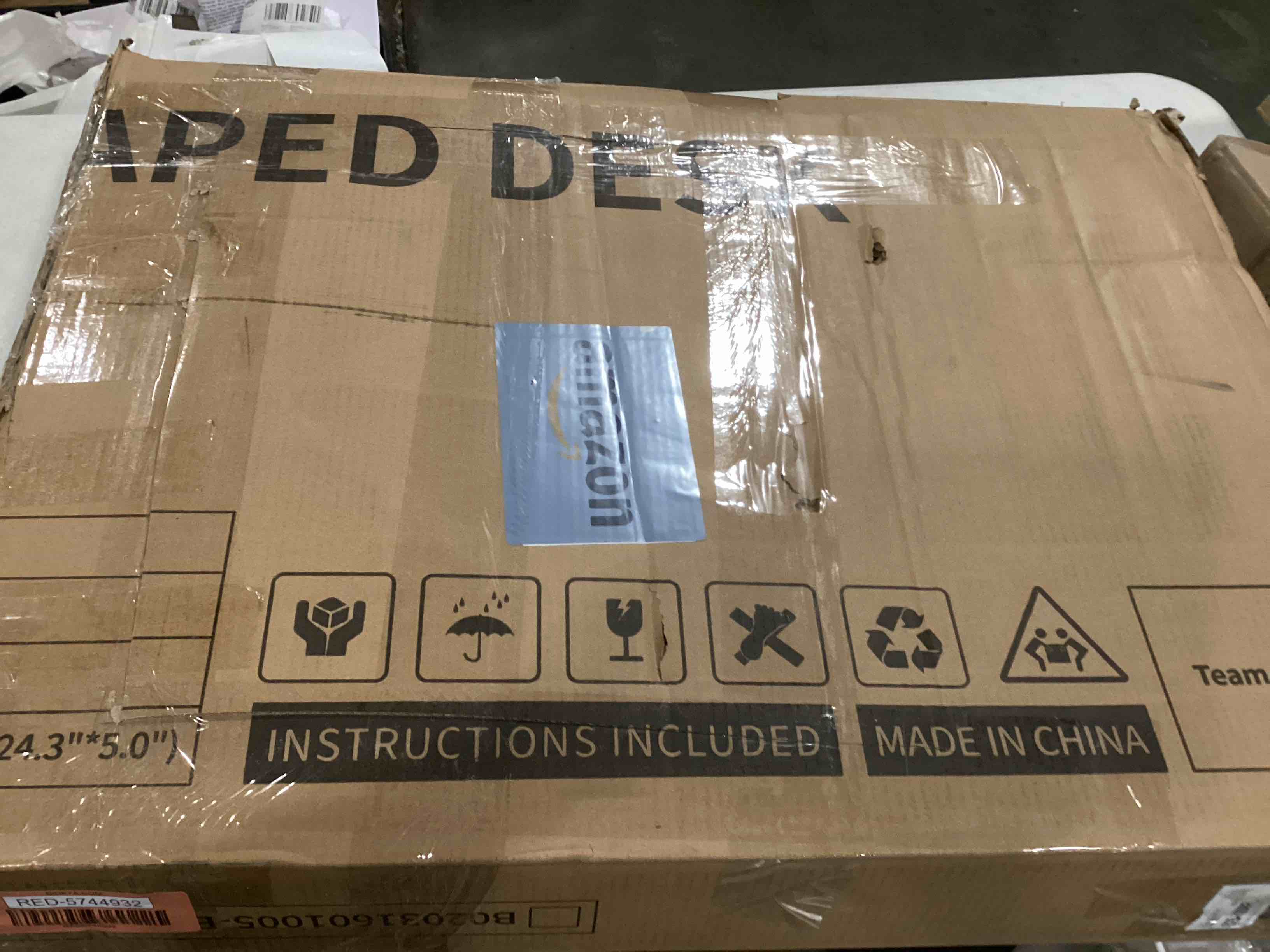 https://s3.amazonaws.com/lotting-images-prod/bidfta/RED5744932_1716051167054.jpeg