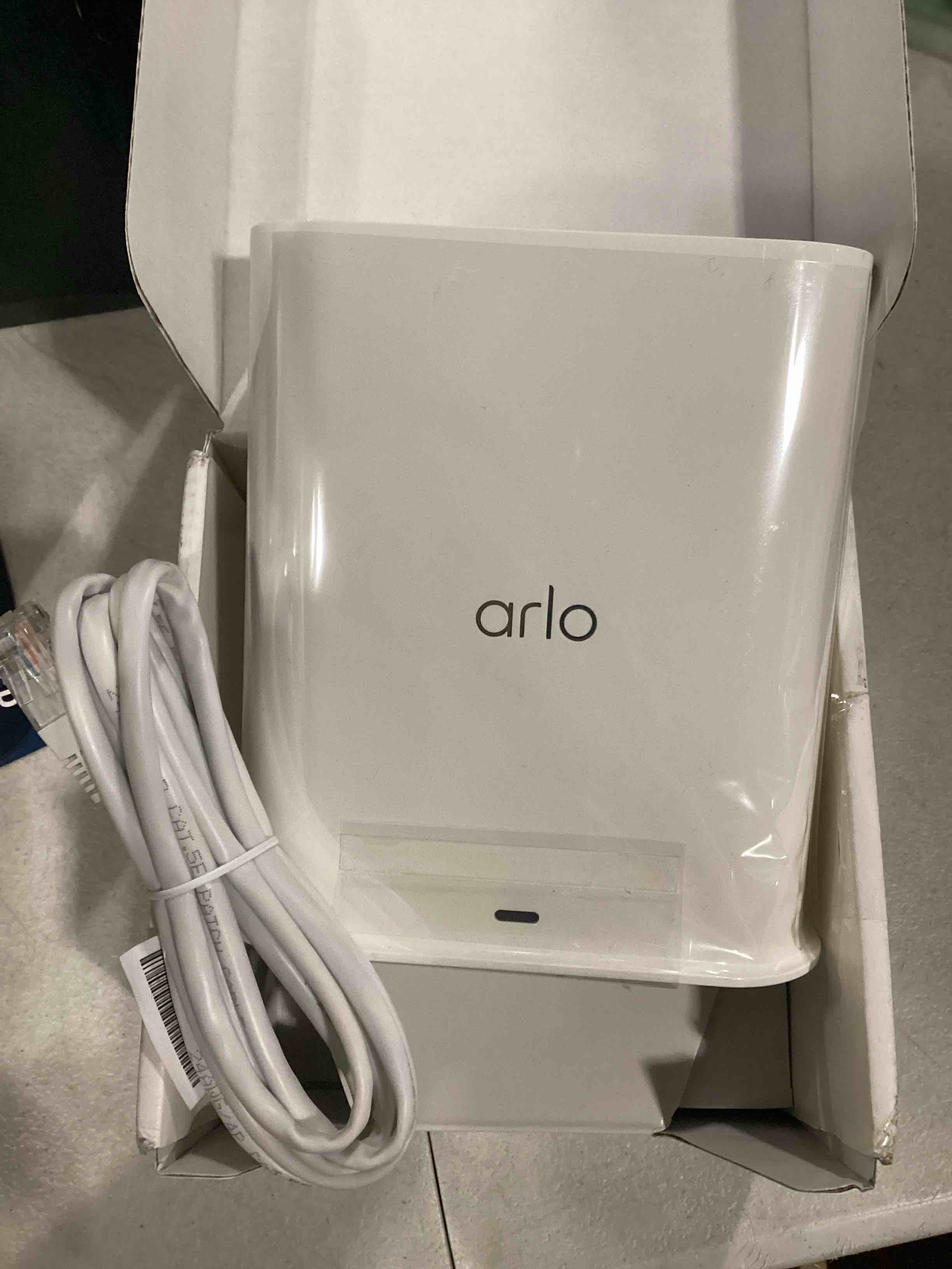 https://s3.amazonaws.com/lotting-images-prod/bidfta/RED5745206_1716290630286.jpeg