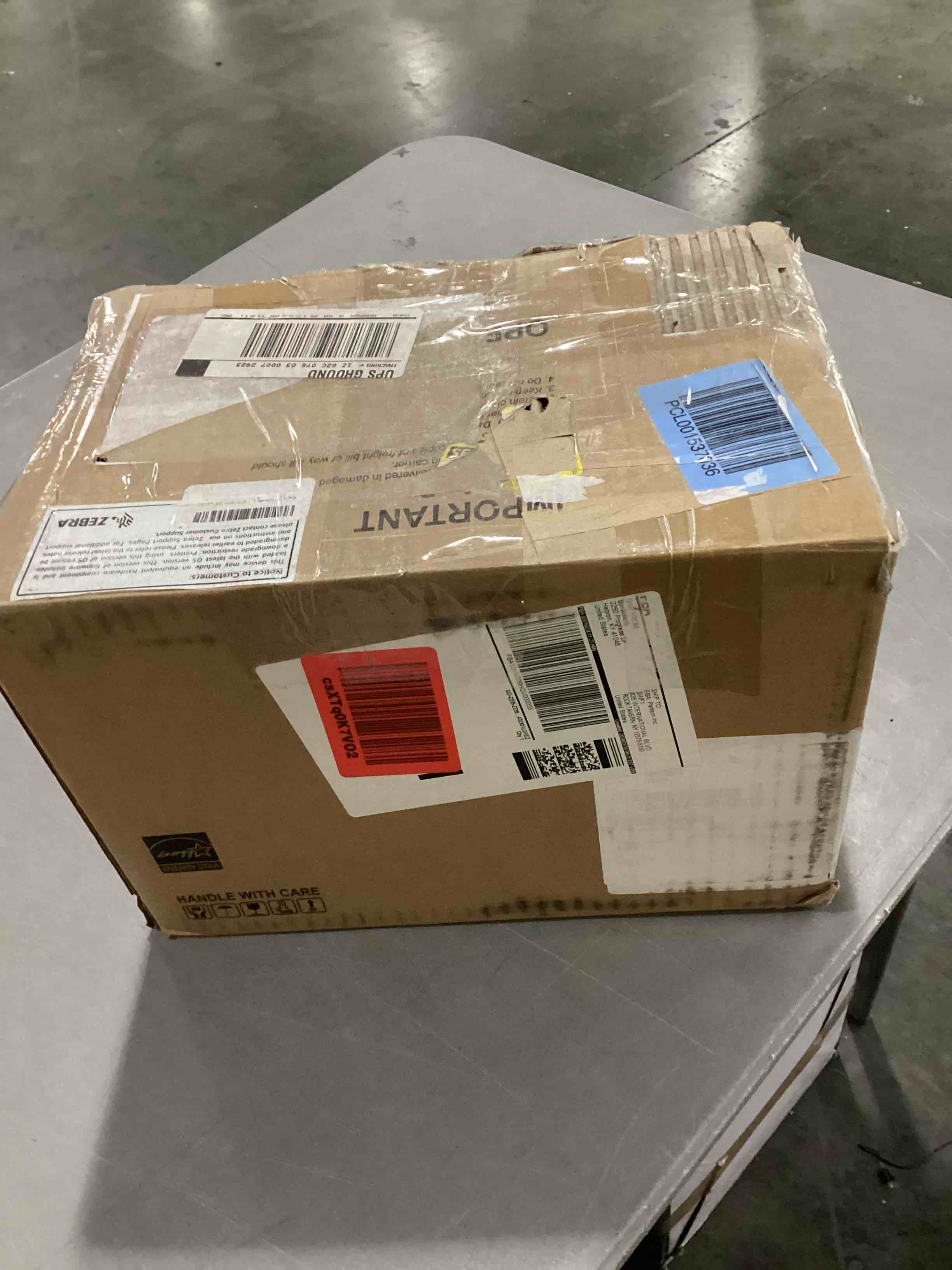https://s3.amazonaws.com/lotting-images-prod/bidfta/RED5745588_1715689031692.jpeg