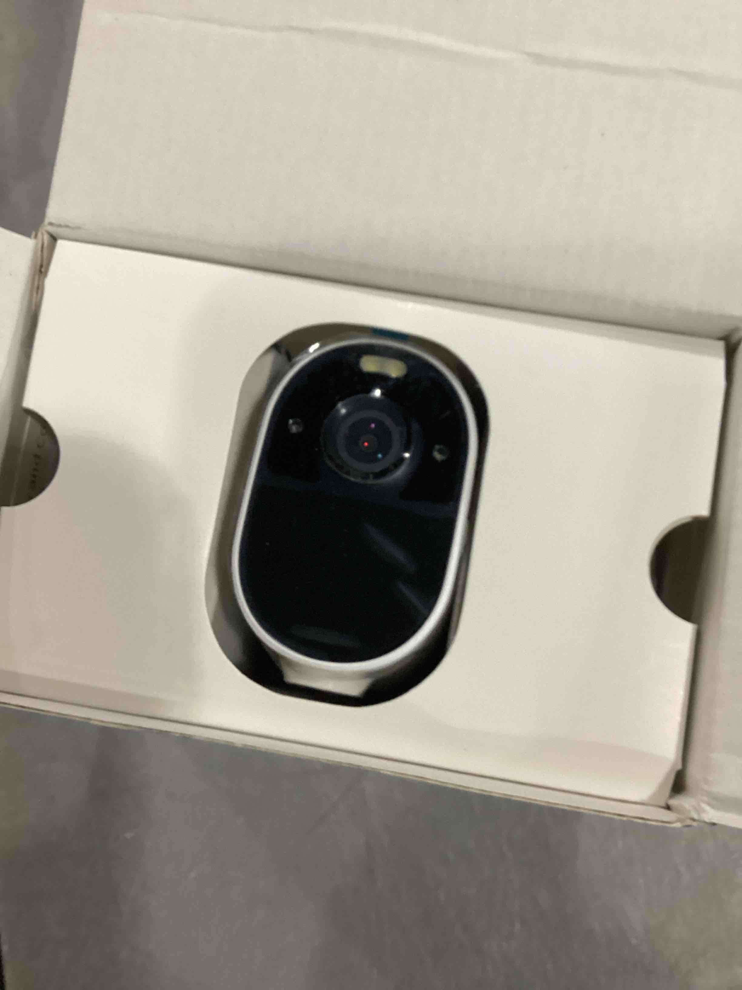 https://s3.amazonaws.com/lotting-images-prod/bidfta/RED5746029_1715974003333.jpeg