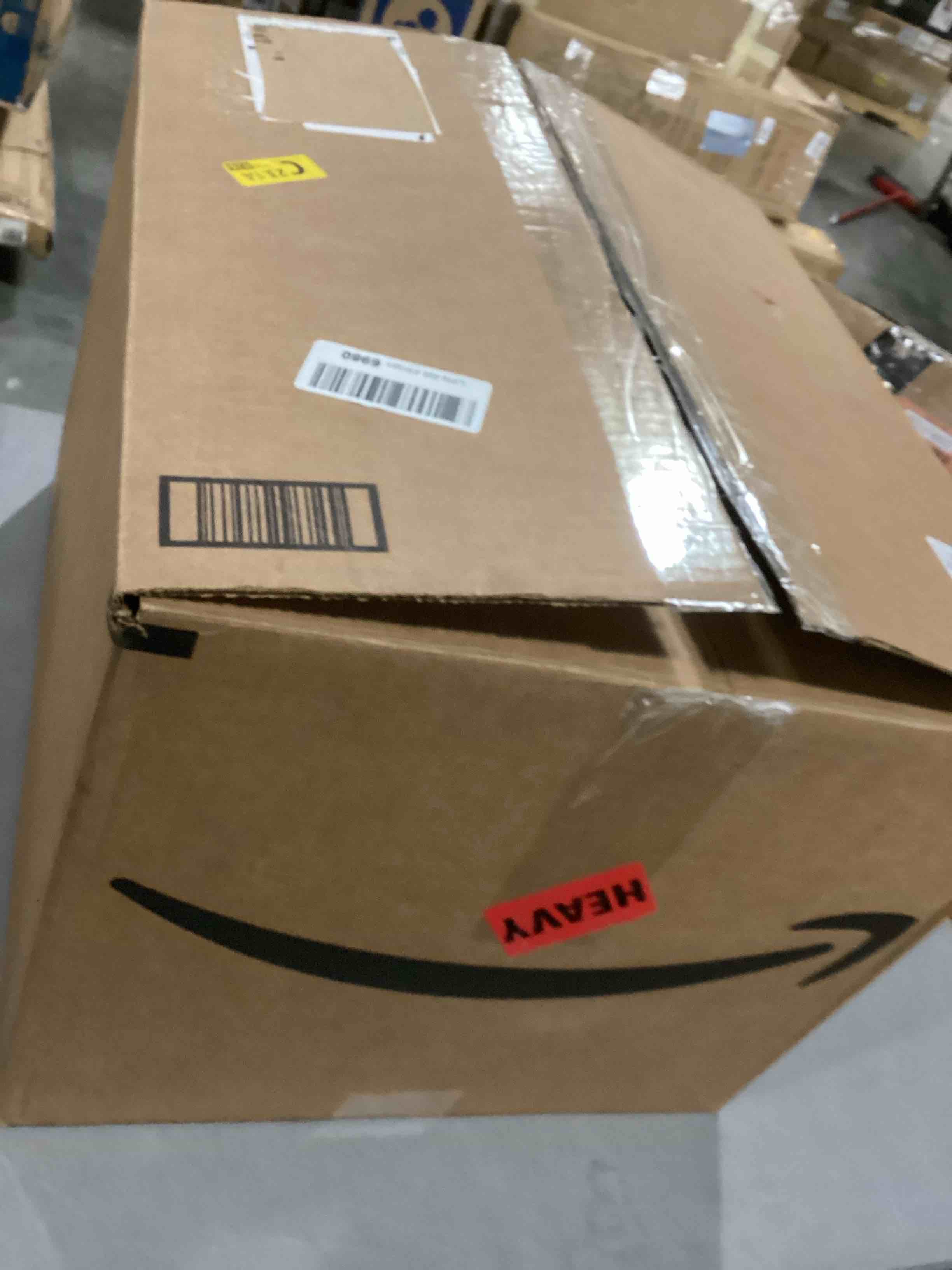 https://s3.amazonaws.com/lotting-images-prod/bidfta/RED5746526_1717080380975.jpeg