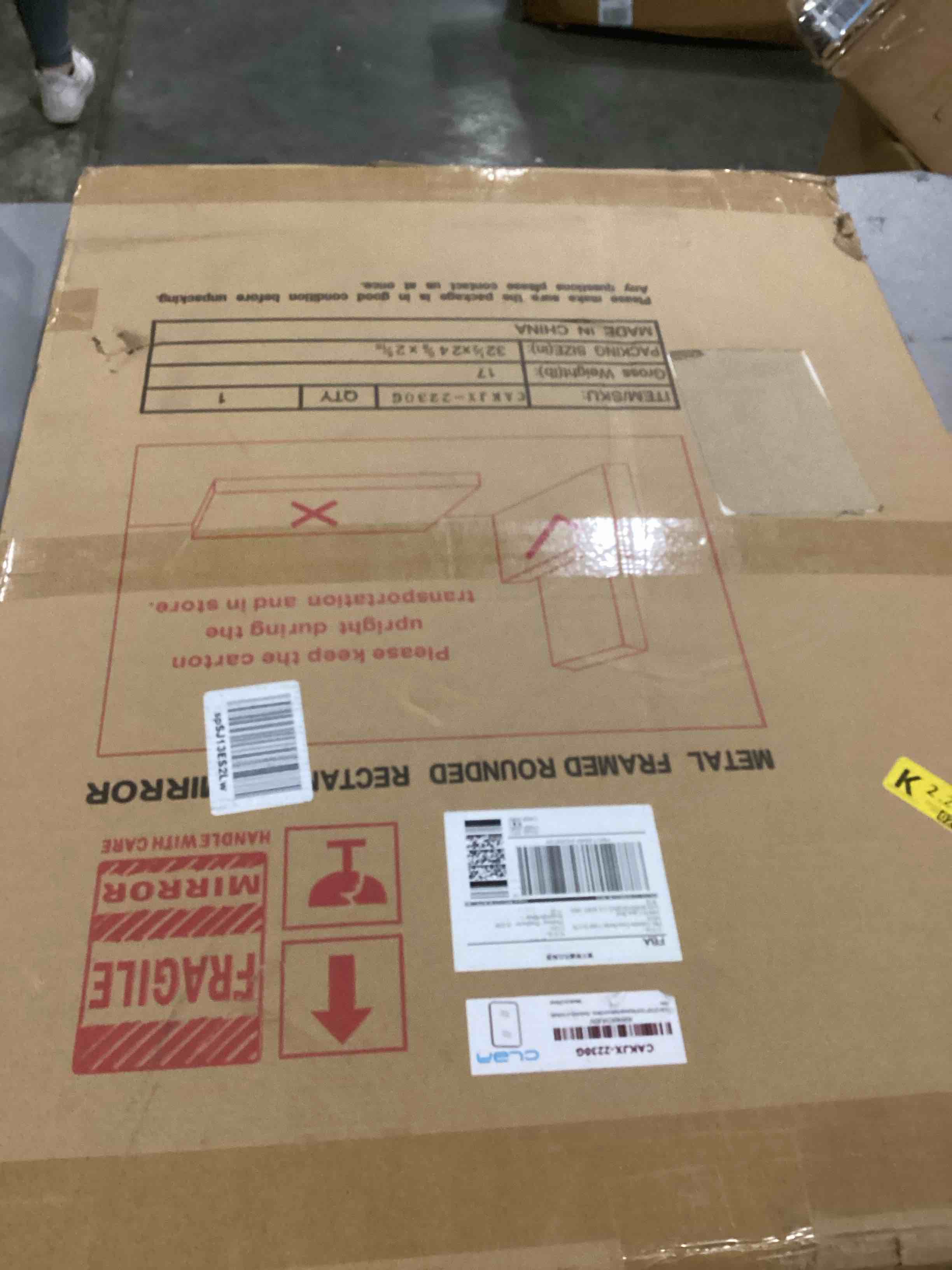 https://s3.amazonaws.com/lotting-images-prod/bidfta/RED5746540_1717086992002.jpeg