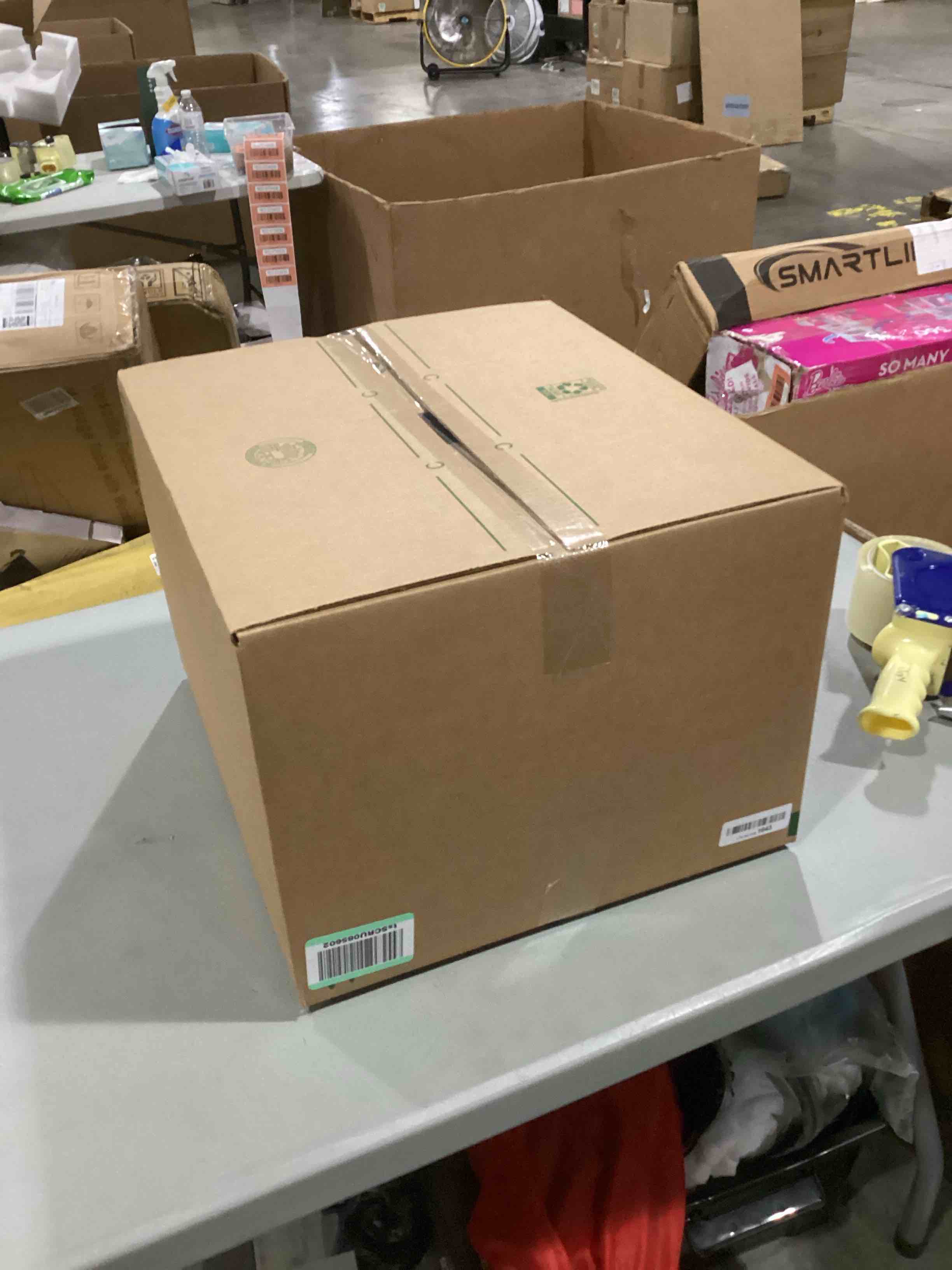 https://s3.amazonaws.com/lotting-images-prod/bidfta/RED5749201_1717439276505.jpeg