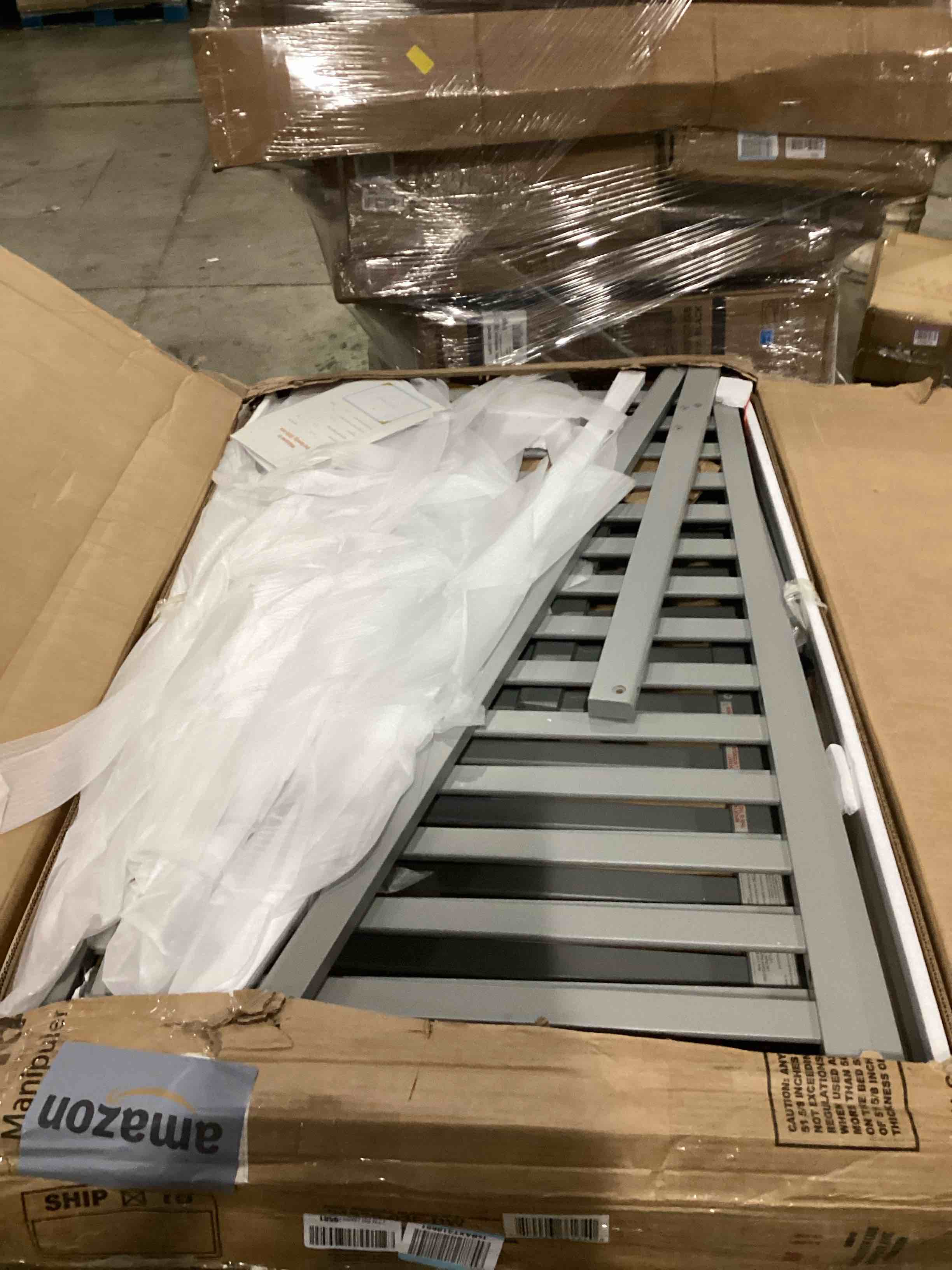 https://s3.amazonaws.com/lotting-images-prod/bidfta/RED5749877_1718634533016.jpeg