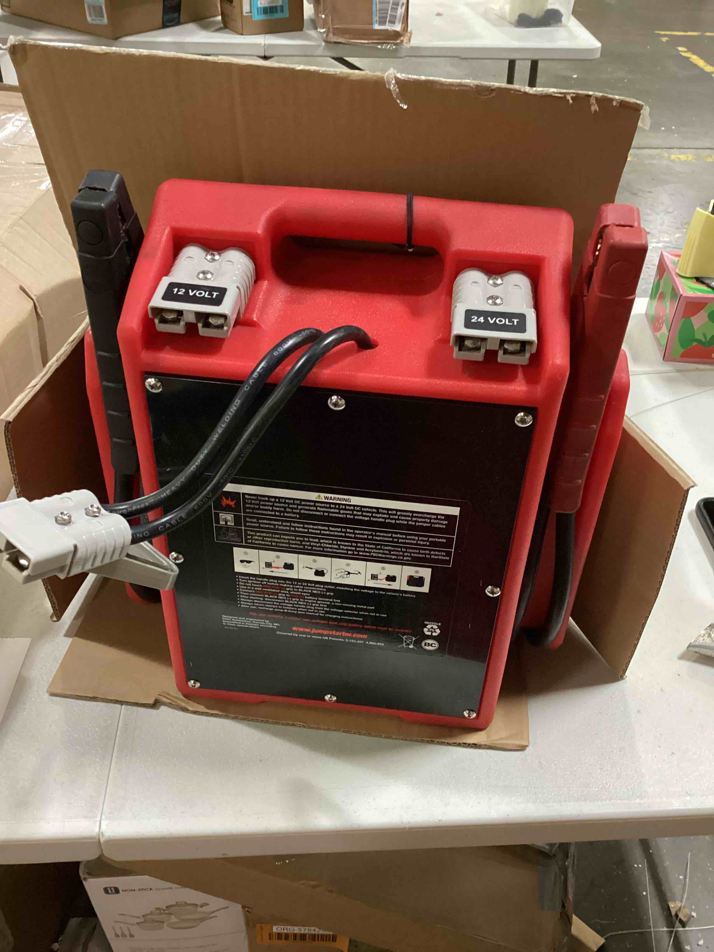 https://s3.amazonaws.com/lotting-images-prod/bidfta/RED5749998_1715273910119.jpeg