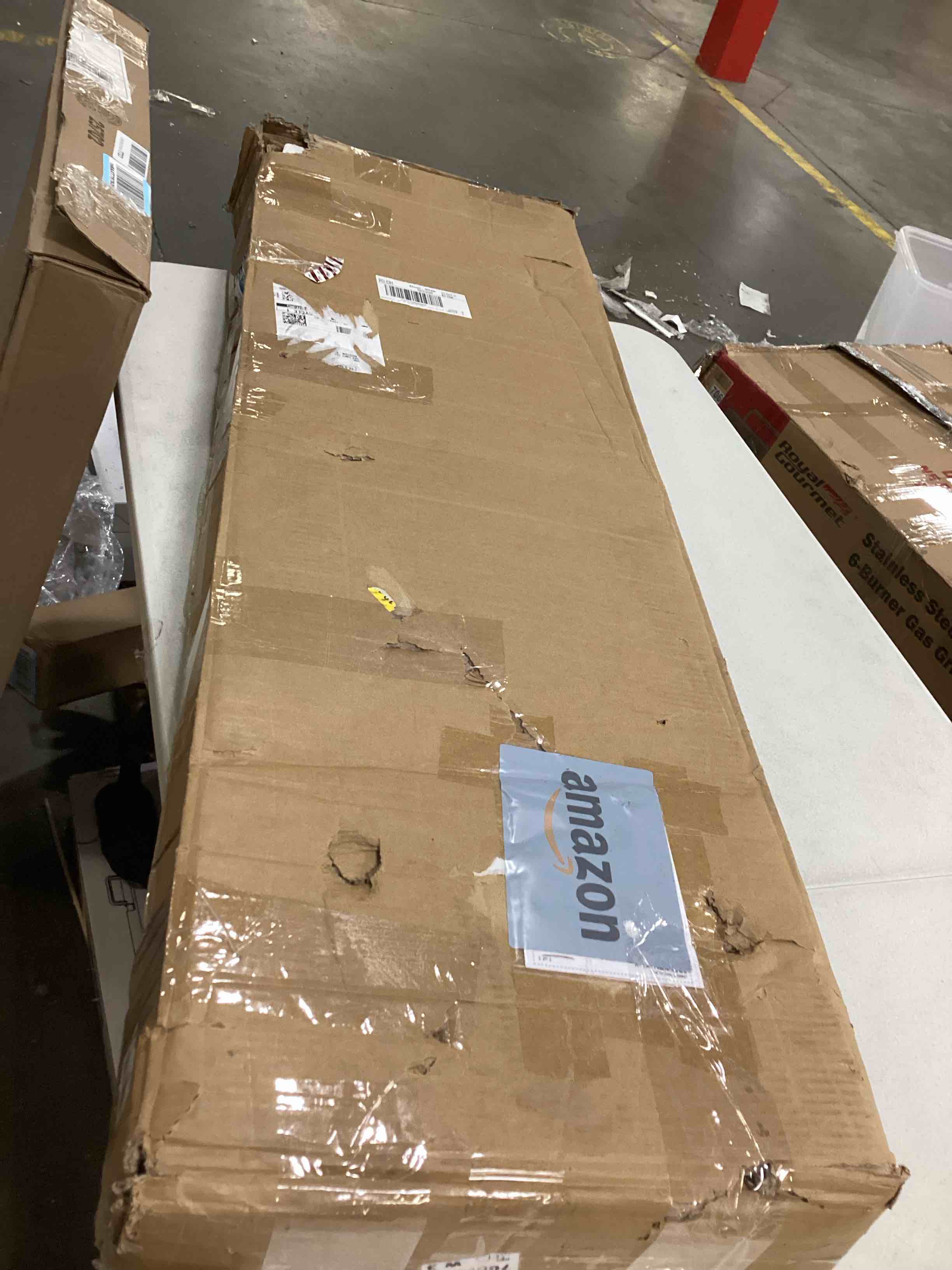 https://s3.amazonaws.com/lotting-images-prod/bidfta/RED5750133_1715600523665.jpeg