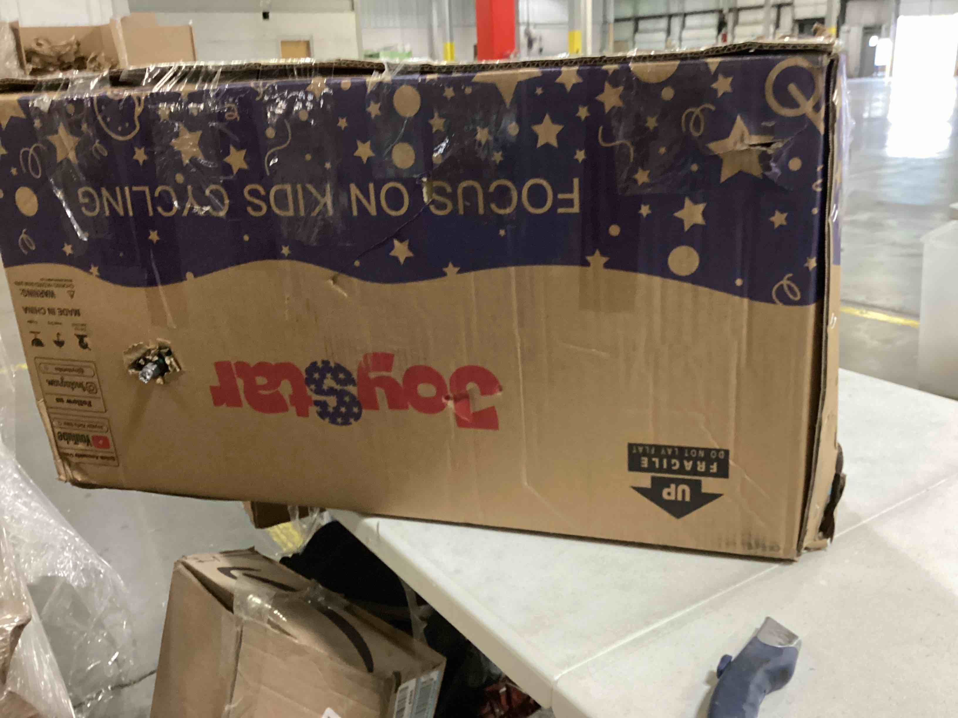 https://s3.amazonaws.com/lotting-images-prod/bidfta/RED5750426_1715949543297.jpeg