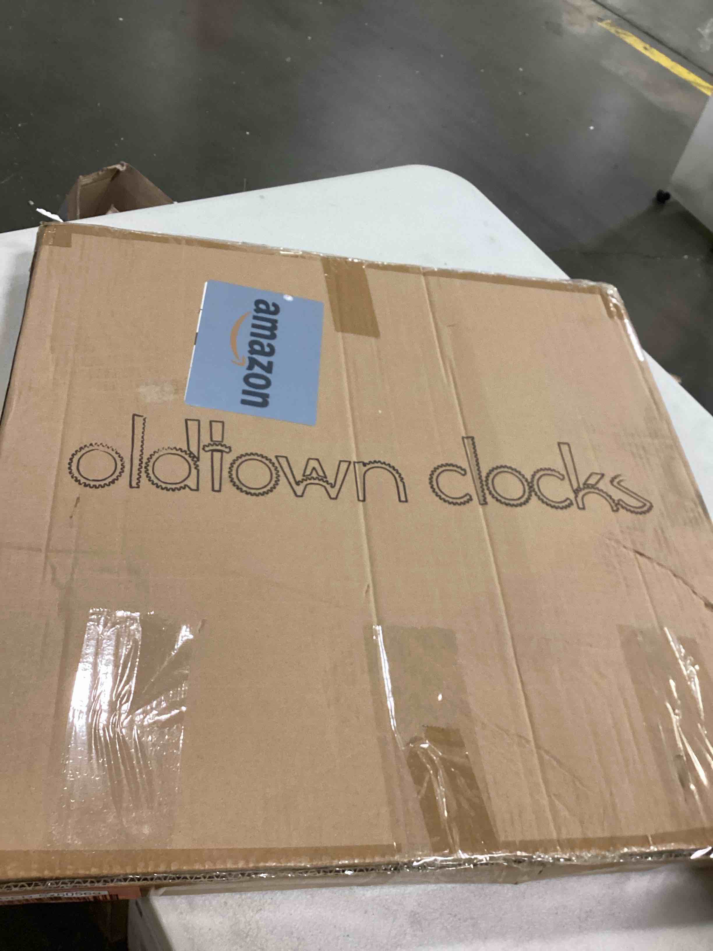 https://s3.amazonaws.com/lotting-images-prod/bidfta/RED5750569_1716213224732.jpeg
