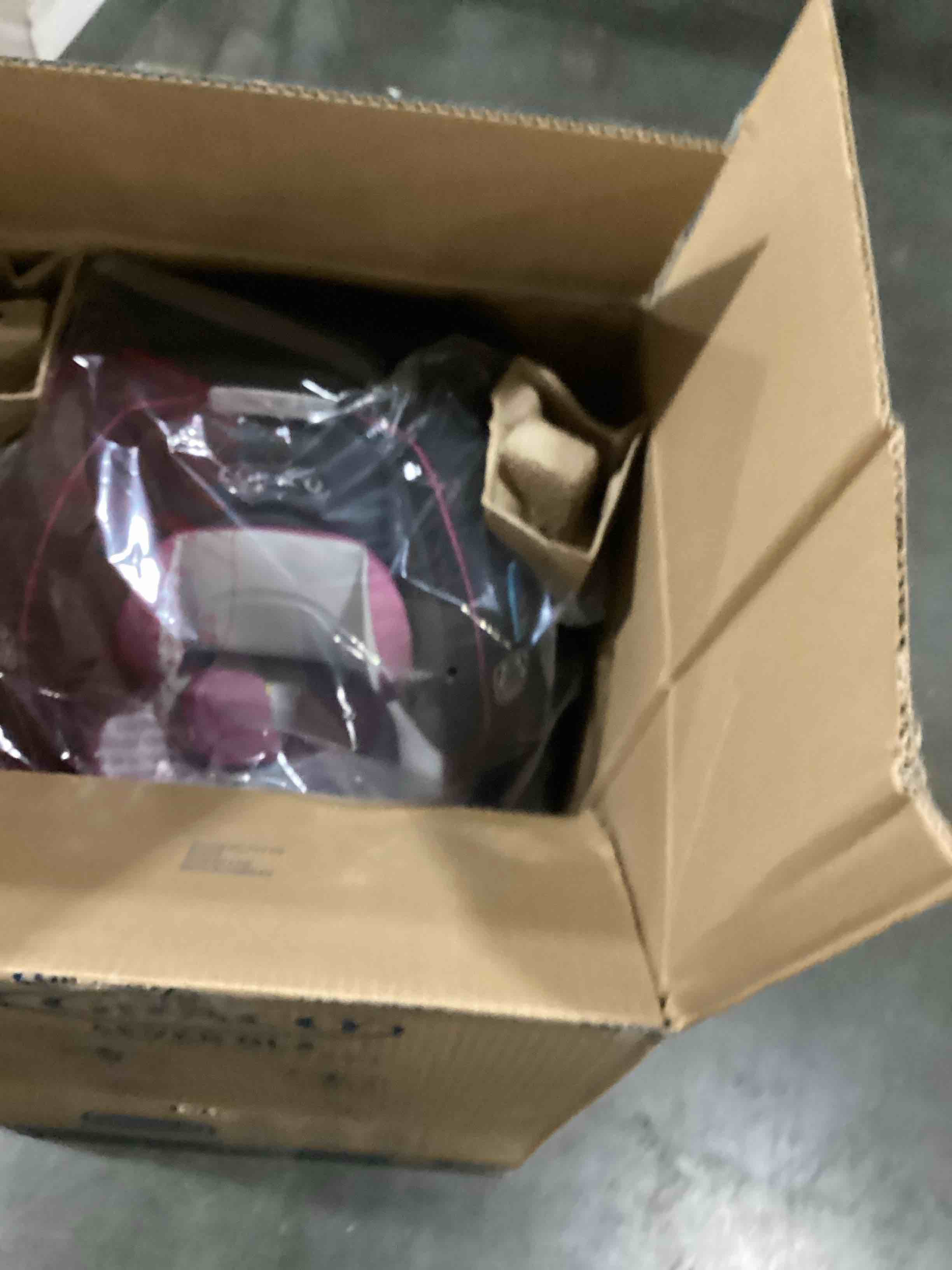 https://s3.amazonaws.com/lotting-images-prod/bidfta/RED5751494_1714756052049.jpeg