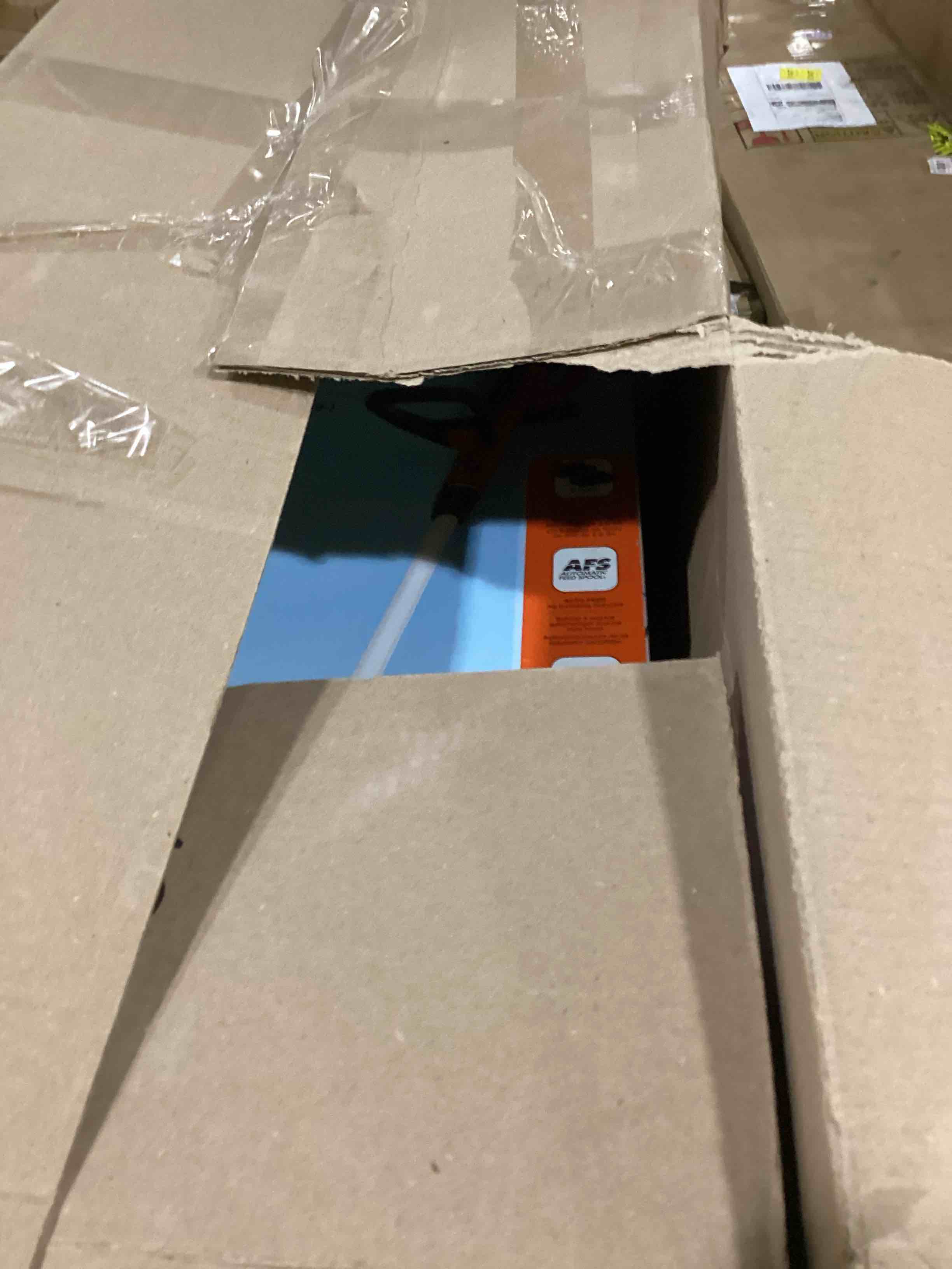 https://s3.amazonaws.com/lotting-images-prod/bidfta/RED5751652_1715022568137.jpeg