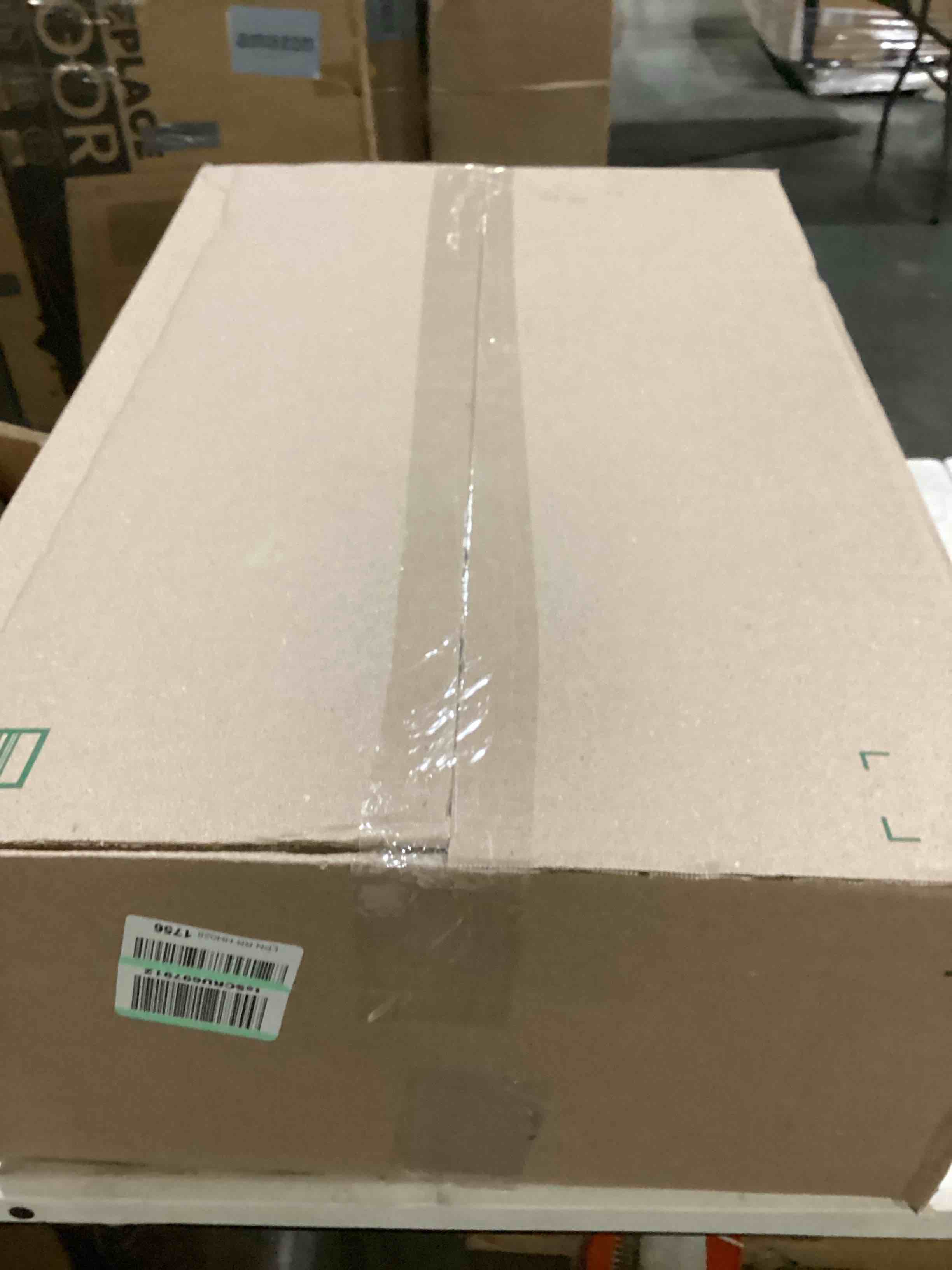 https://s3.amazonaws.com/lotting-images-prod/bidfta/RED5751667_1715023398728.jpeg