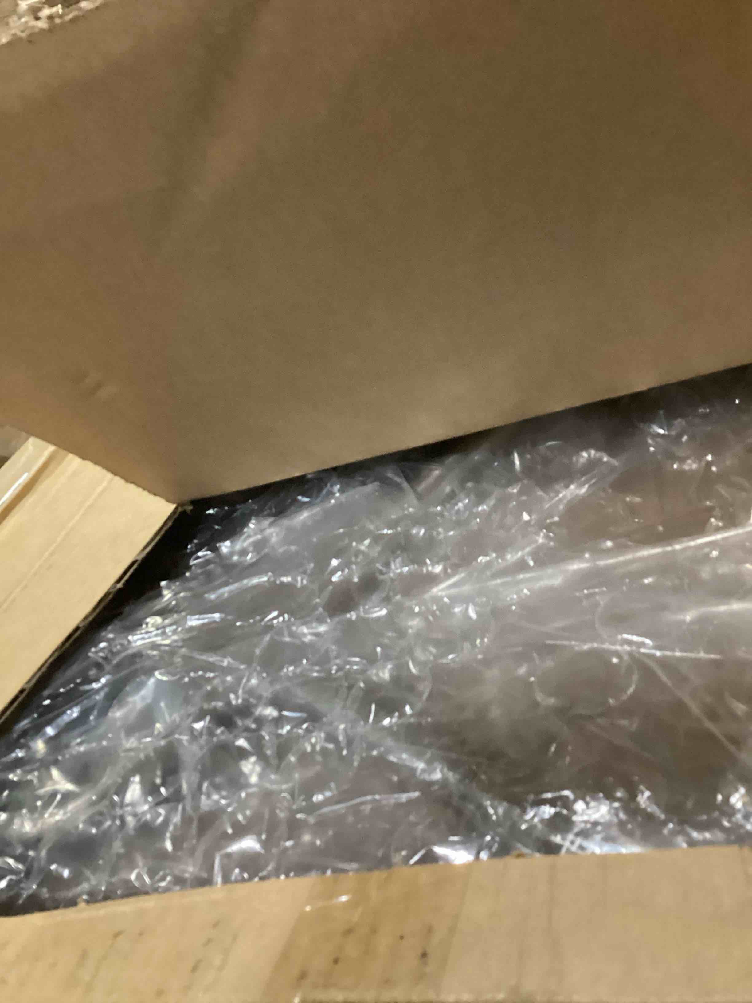 https://s3.amazonaws.com/lotting-images-prod/bidfta/RED5751698_1715085584842.jpeg