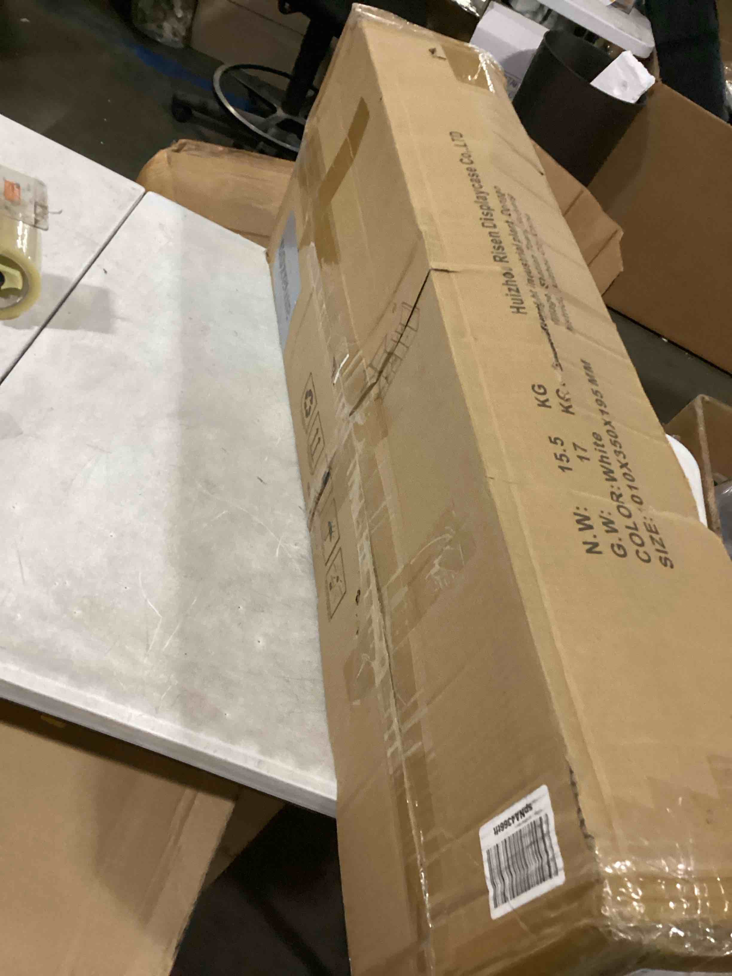 https://s3.amazonaws.com/lotting-images-prod/bidfta/RED5751926_1715265327392.jpeg