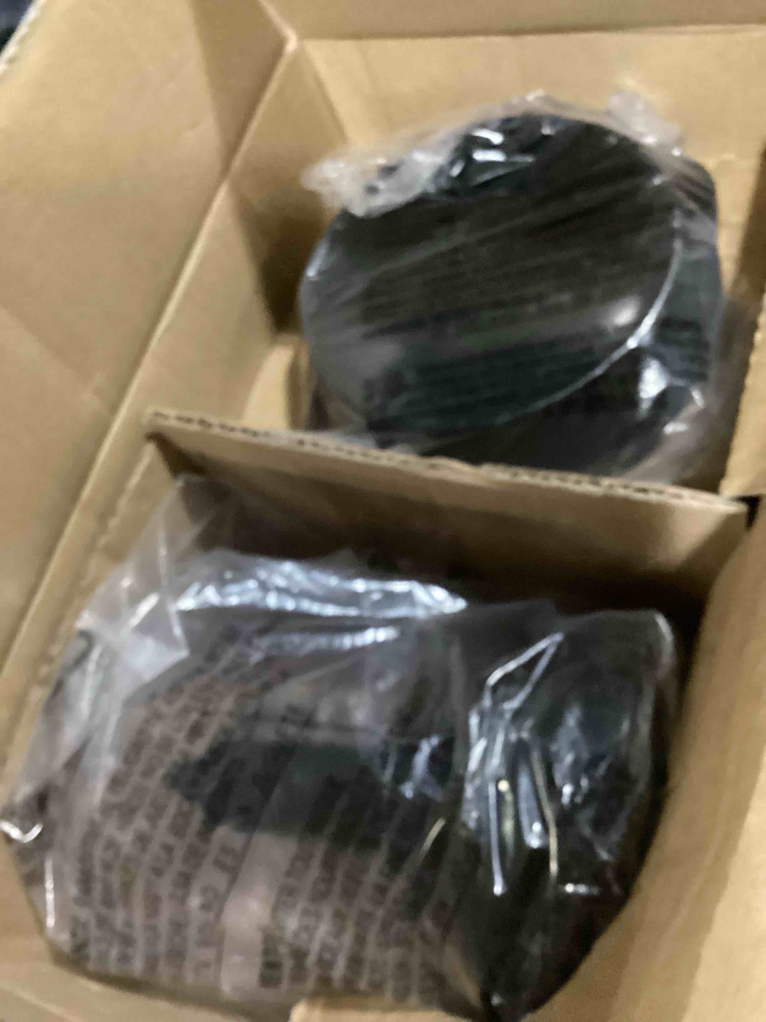 https://s3.amazonaws.com/lotting-images-prod/bidfta/RED5752078_1715347559433.jpeg