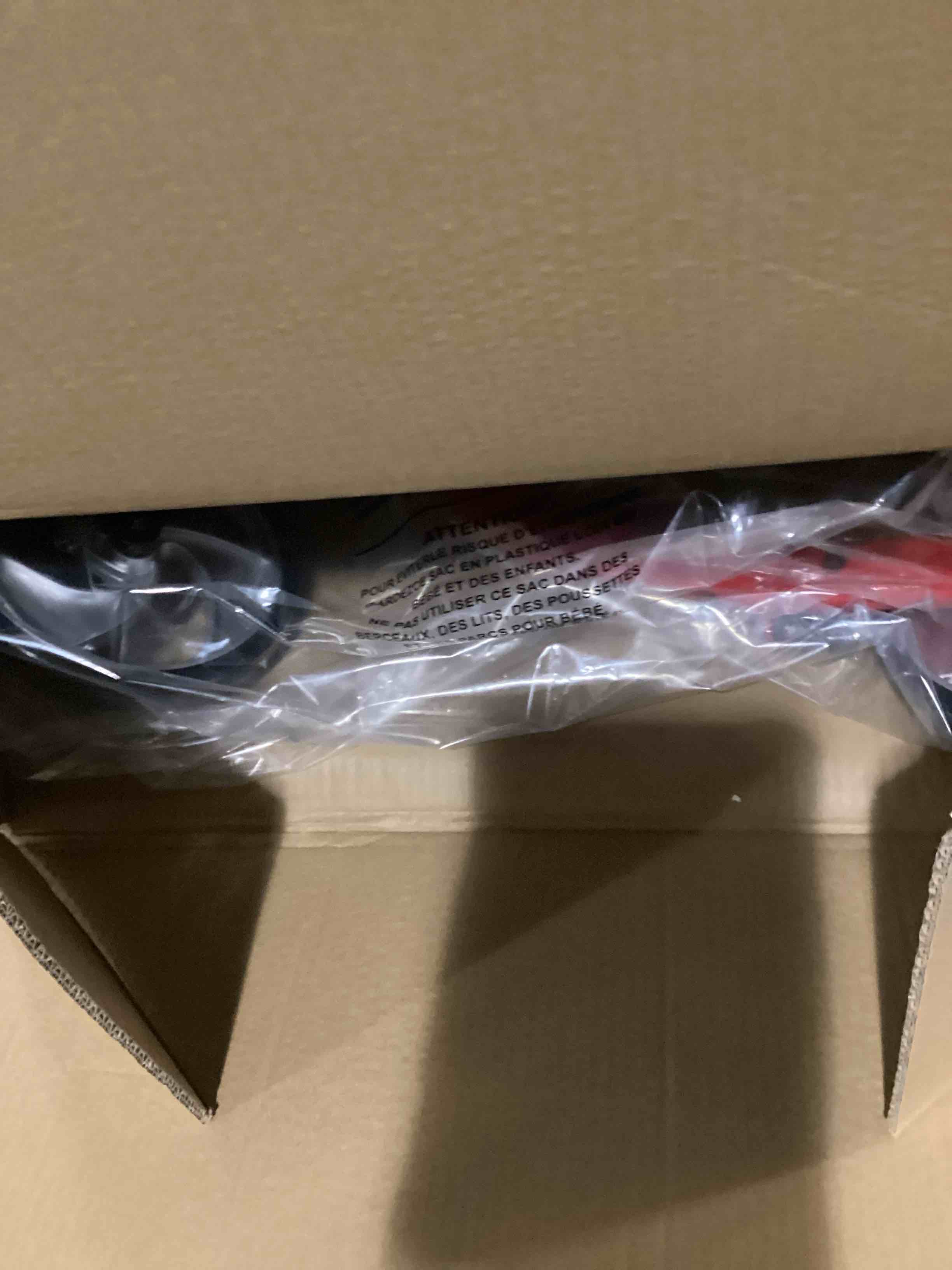 https://s3.amazonaws.com/lotting-images-prod/bidfta/RED5752147_1715366305323.jpeg