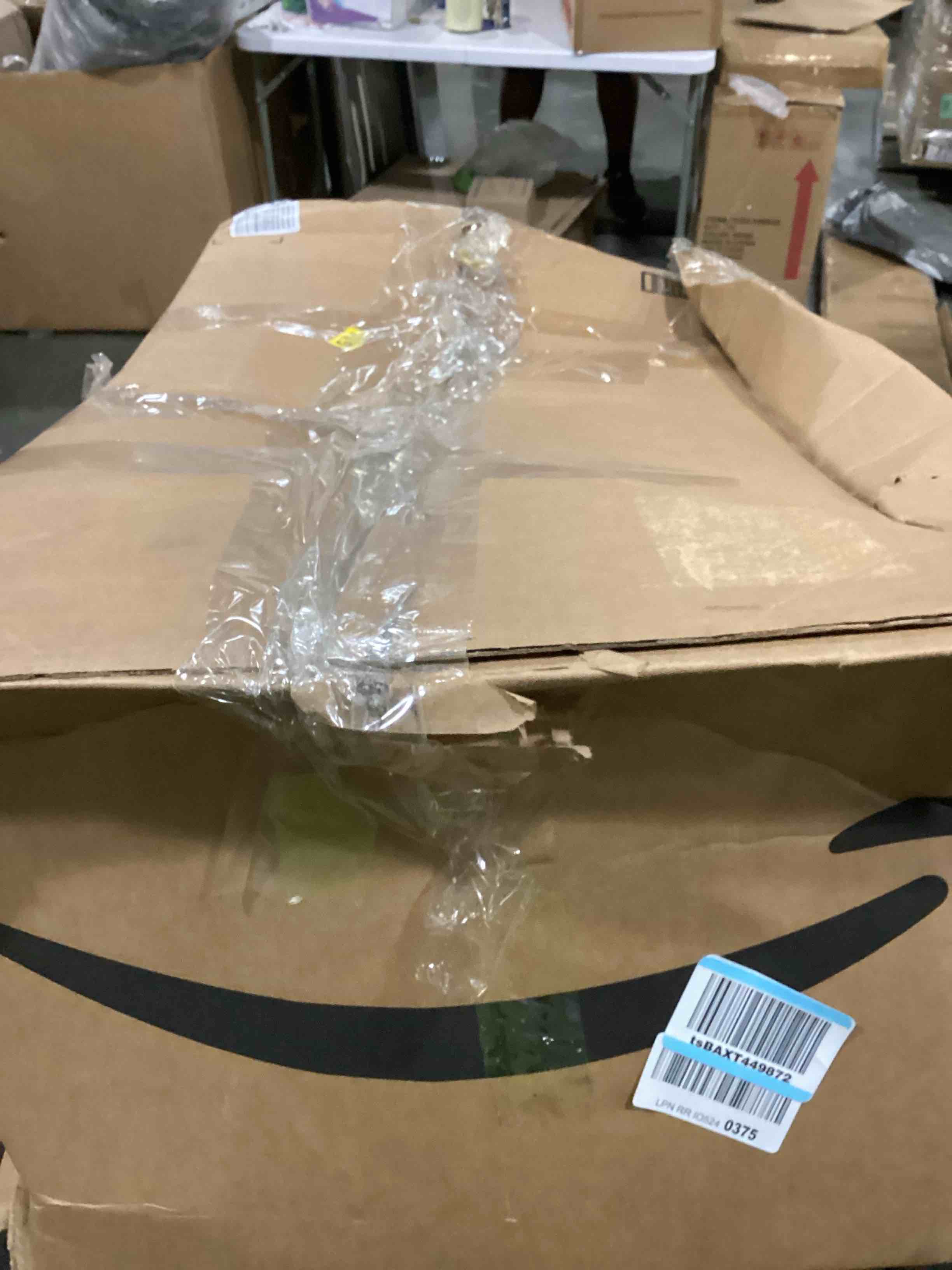 https://s3.amazonaws.com/lotting-images-prod/bidfta/RED5752240_1715611766934.jpeg