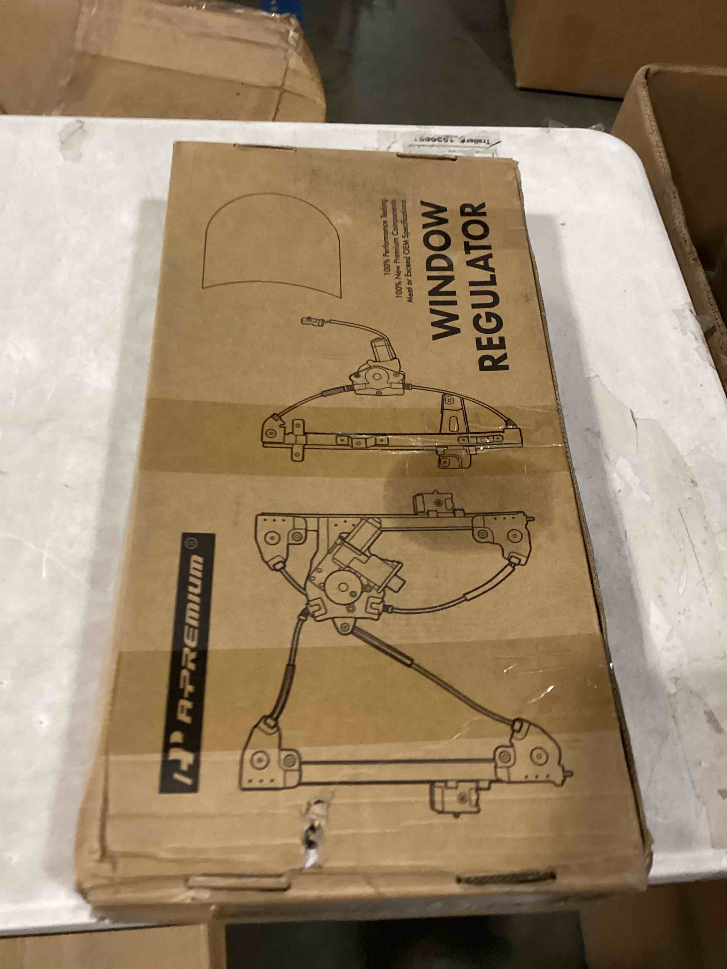 https://s3.amazonaws.com/lotting-images-prod/bidfta/RED5752357_1715701237062.jpeg