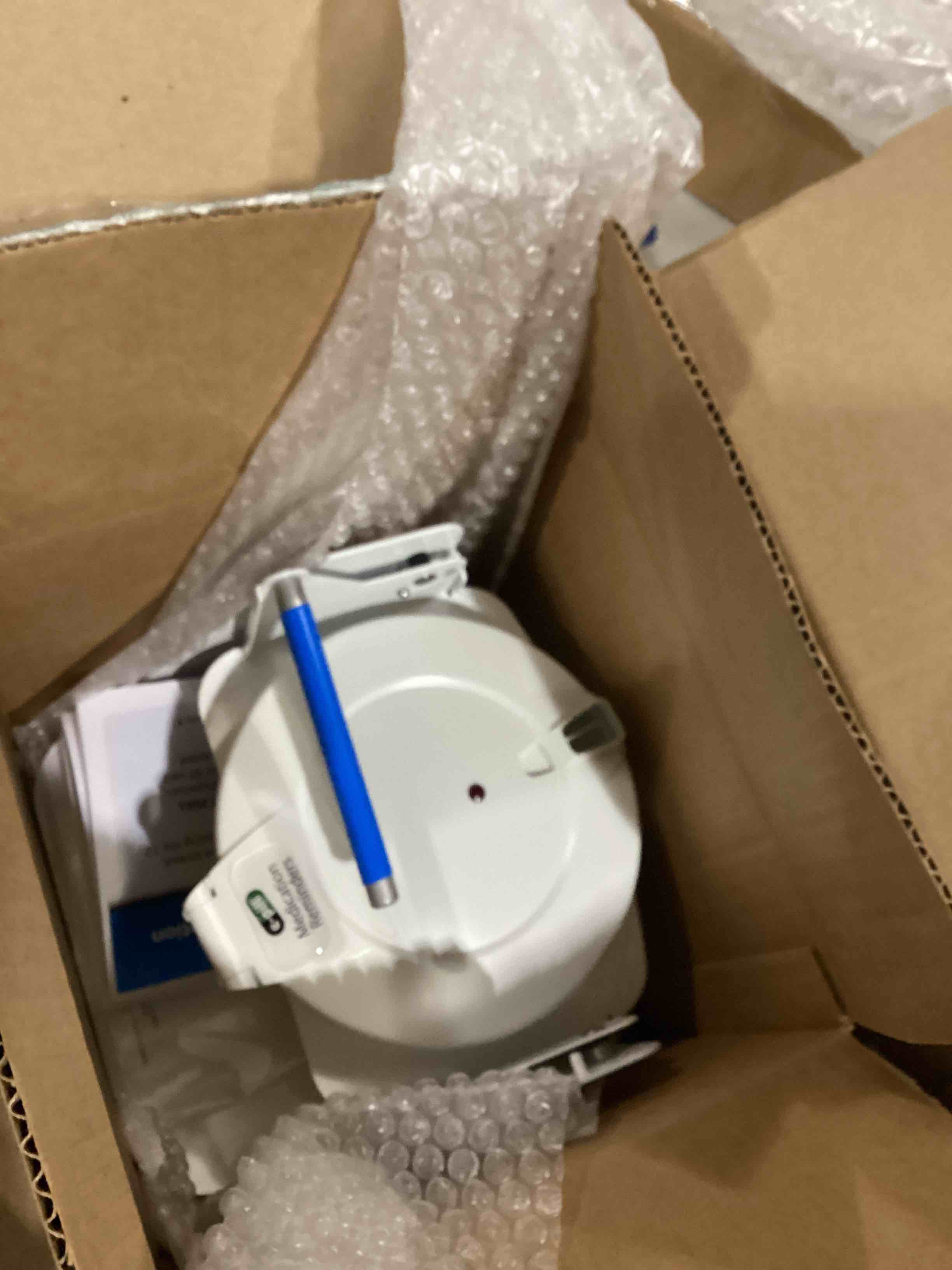https://s3.amazonaws.com/lotting-images-prod/bidfta/RED5753325_1715863161396.jpeg