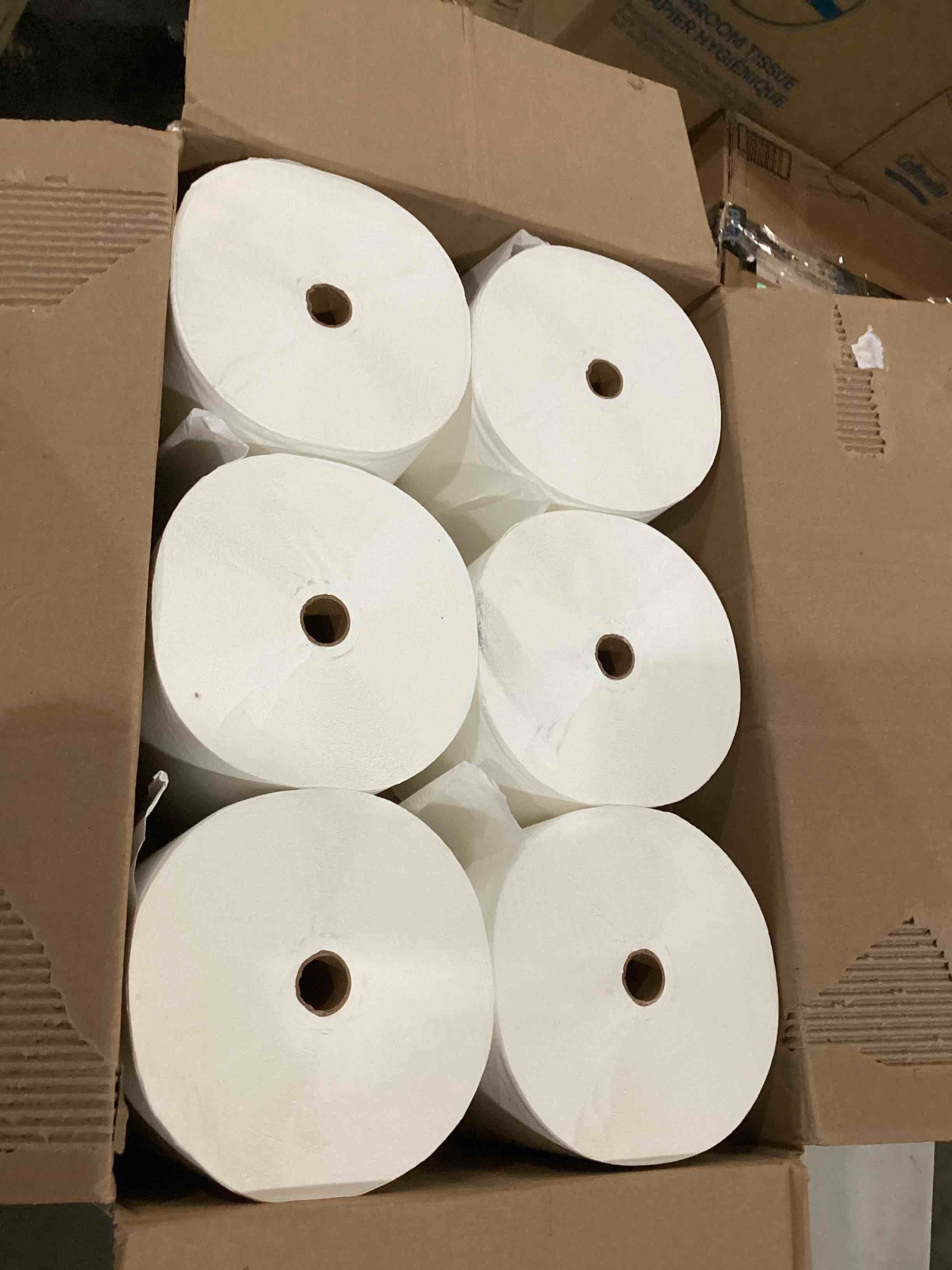 https://s3.amazonaws.com/lotting-images-prod/bidfta/RED5753462_1715957956737.jpeg