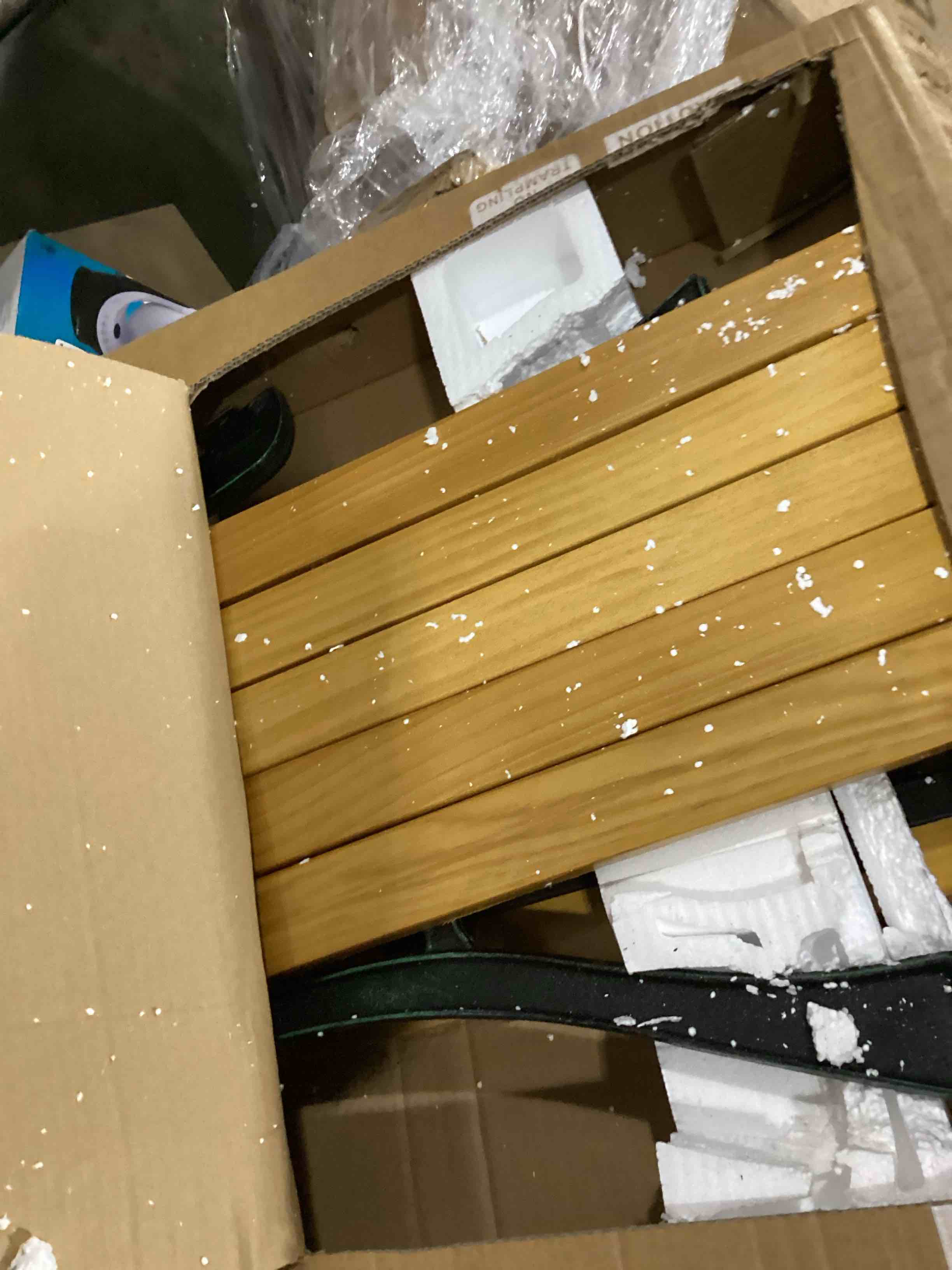 https://s3.amazonaws.com/lotting-images-prod/bidfta/RED5754112_1716981911507.jpeg