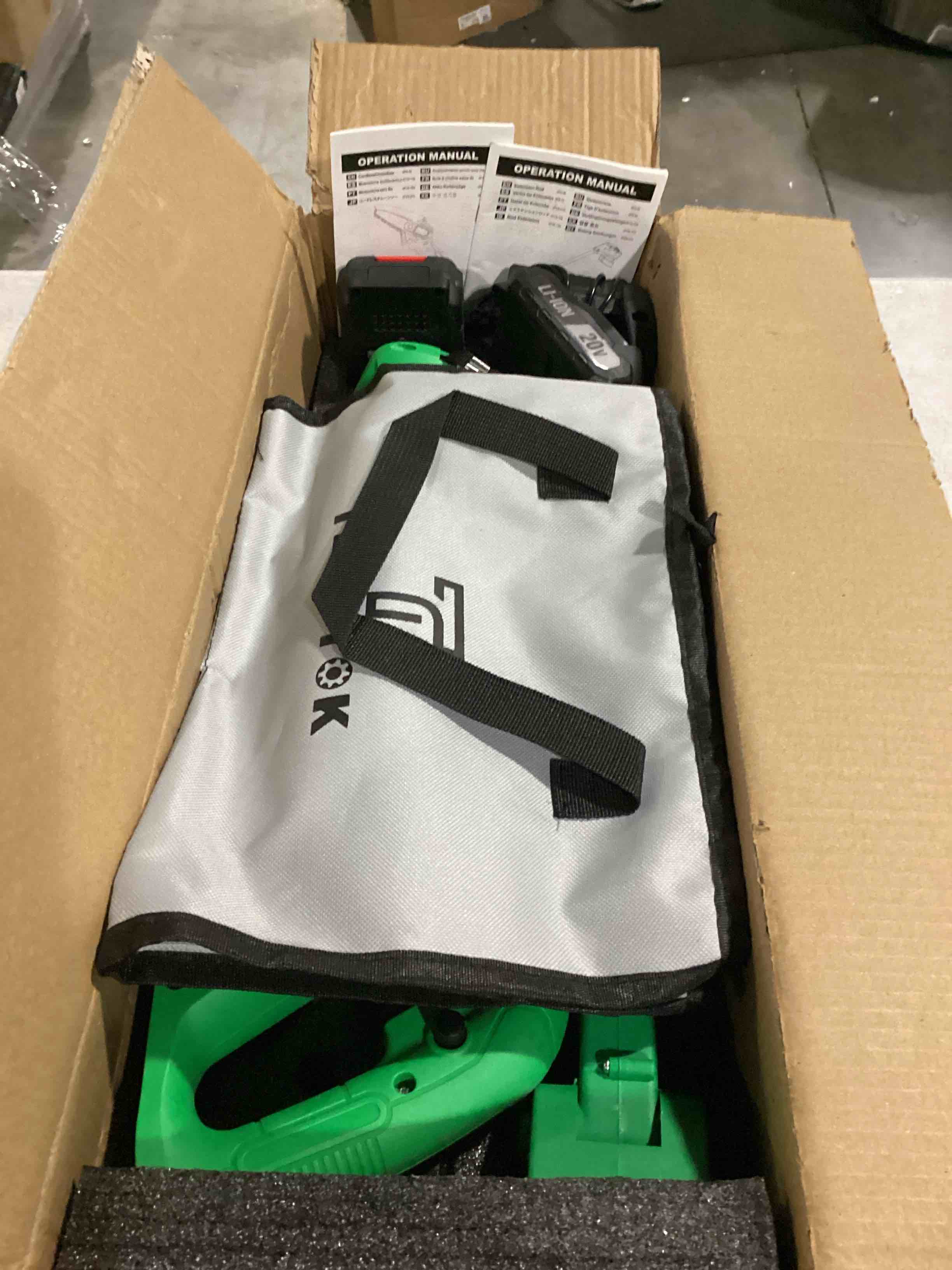 https://s3.amazonaws.com/lotting-images-prod/bidfta/RED5754616_1715268471722.jpeg
