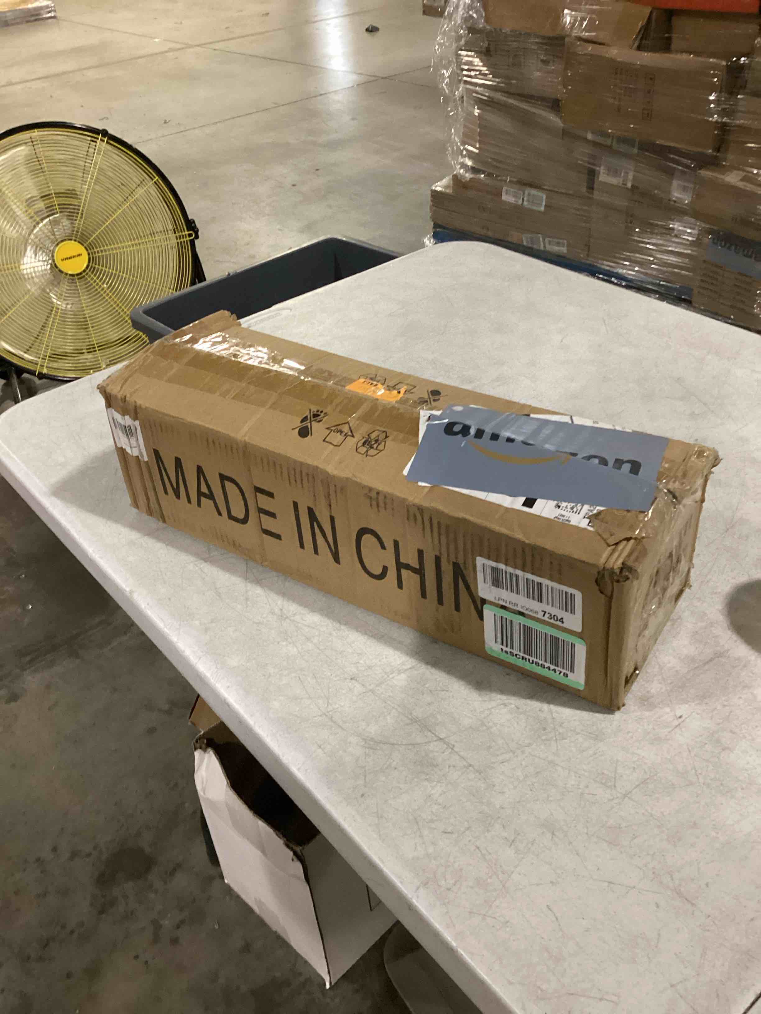 https://s3.amazonaws.com/lotting-images-prod/bidfta/RED5754641_1715275864465.jpeg