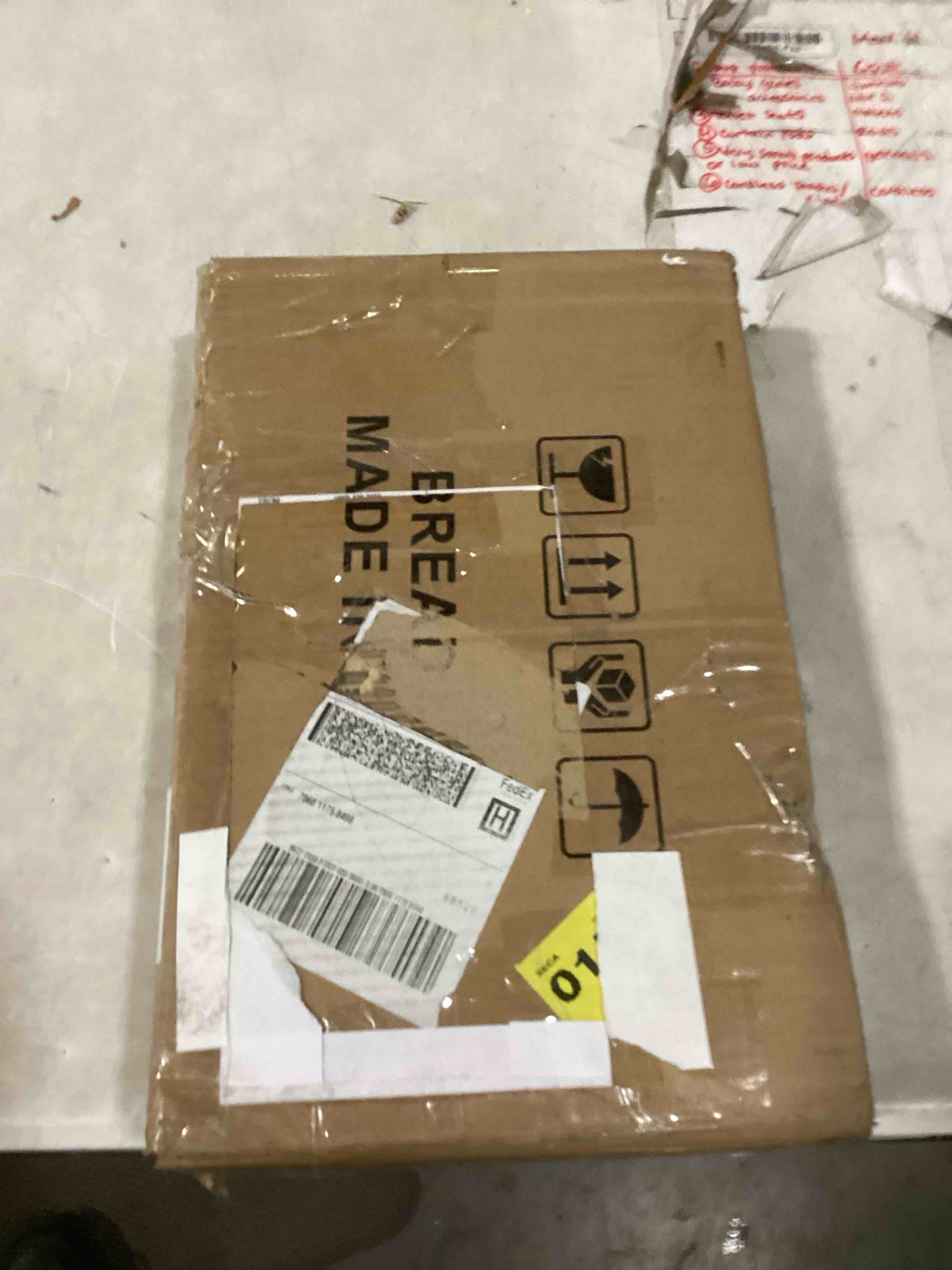 https://s3.amazonaws.com/lotting-images-prod/bidfta/RED5757509_1711048667209.jpeg