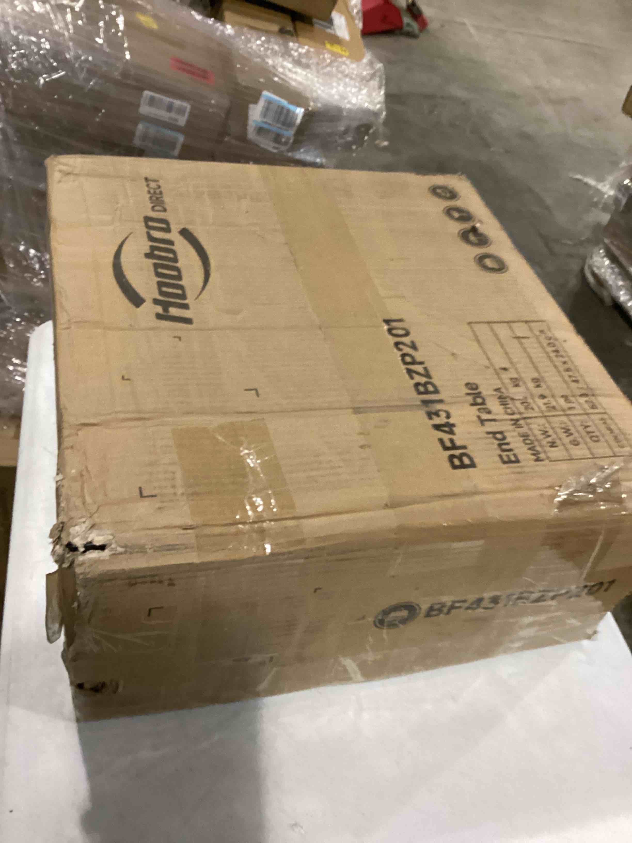 https://s3.amazonaws.com/lotting-images-prod/bidfta/RED5759068_1710768049193.jpeg