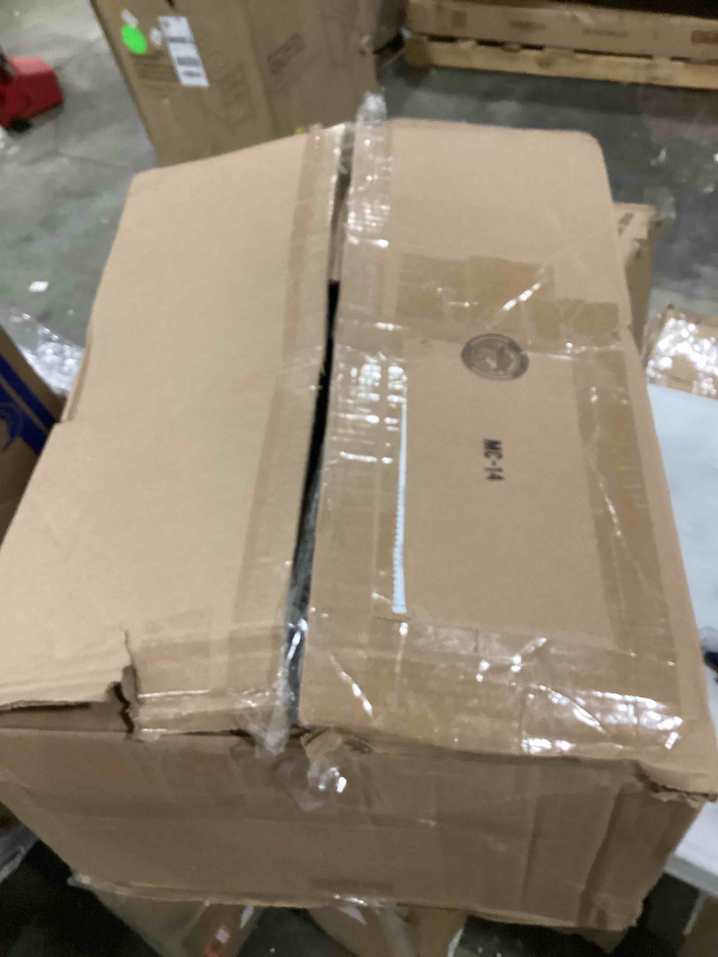 https://s3.amazonaws.com/lotting-images-prod/bidfta/RED5759275_1711552448626.jpeg