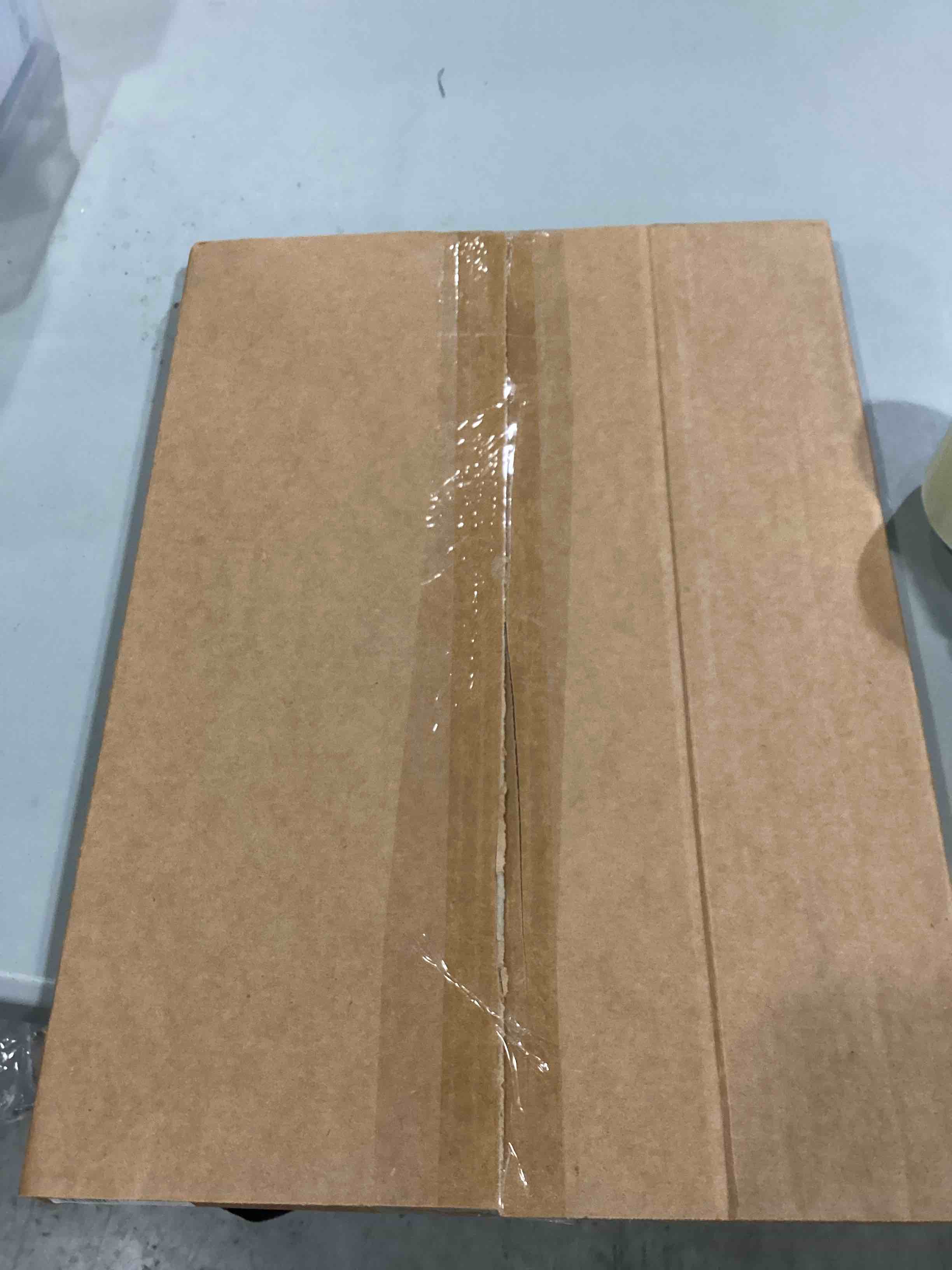 https://s3.amazonaws.com/lotting-images-prod/bidfta/RED5760281_1713452797831.jpeg