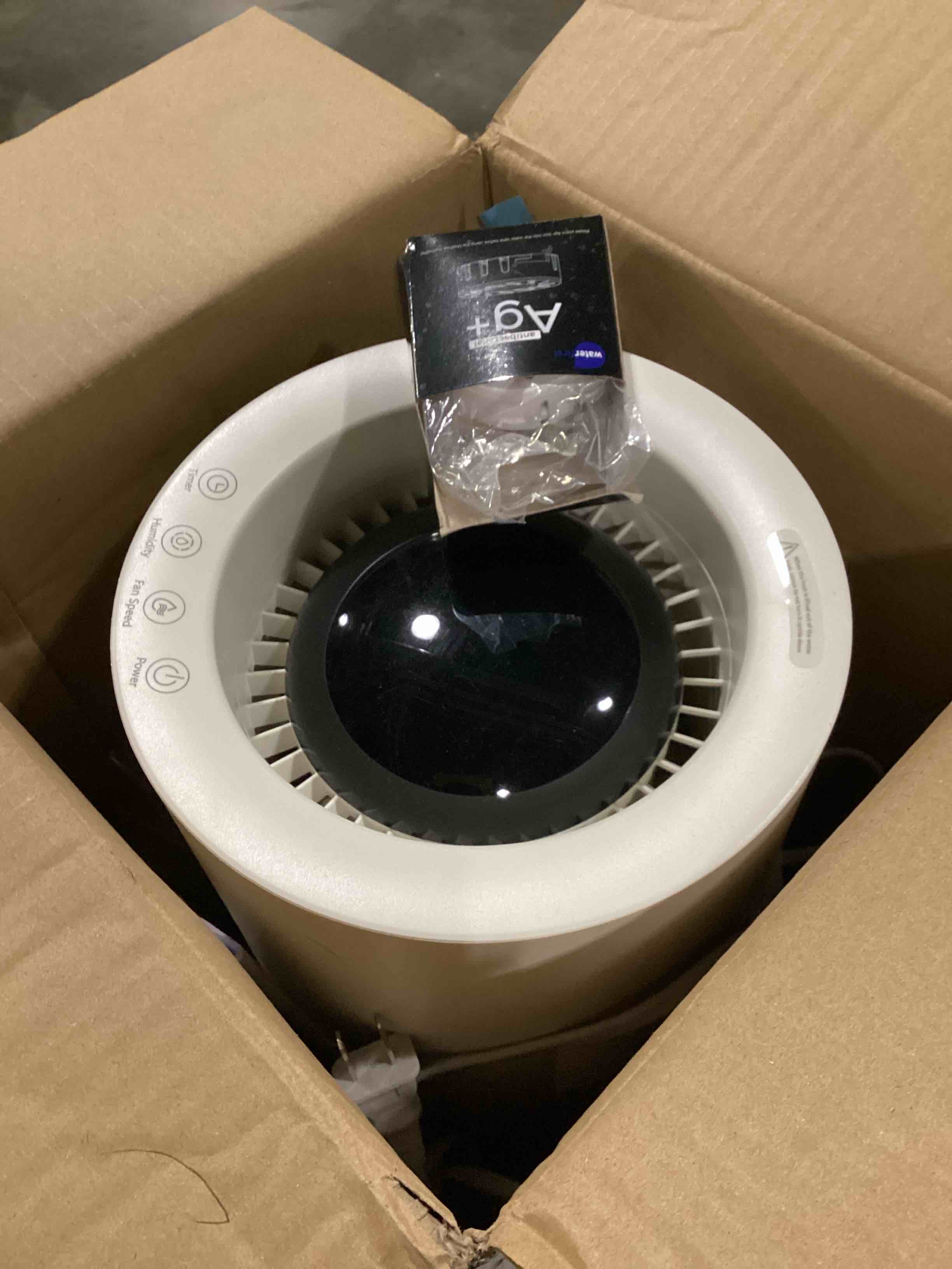 https://s3.amazonaws.com/lotting-images-prod/bidfta/RED5760520_1710514897274.jpeg