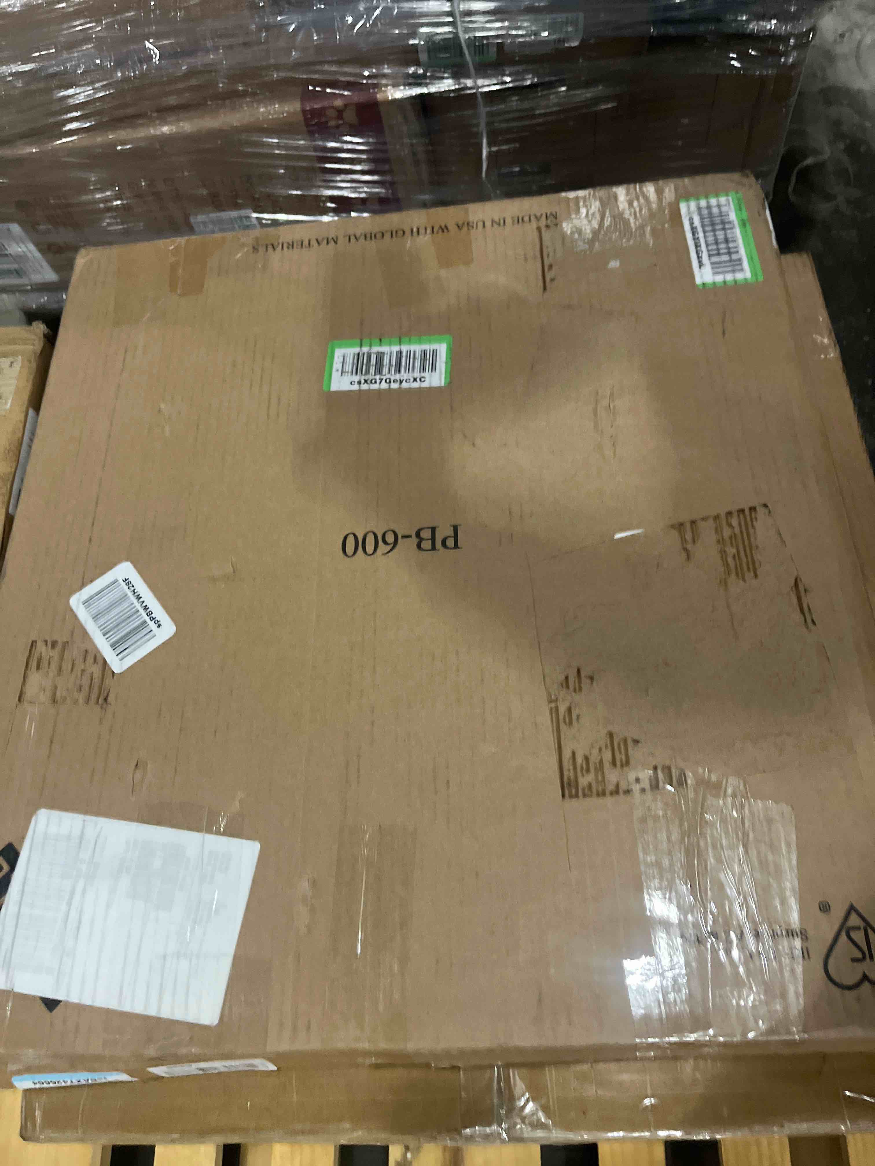 https://s3.amazonaws.com/lotting-images-prod/bidfta/RED5767458_1715022356662.jpeg