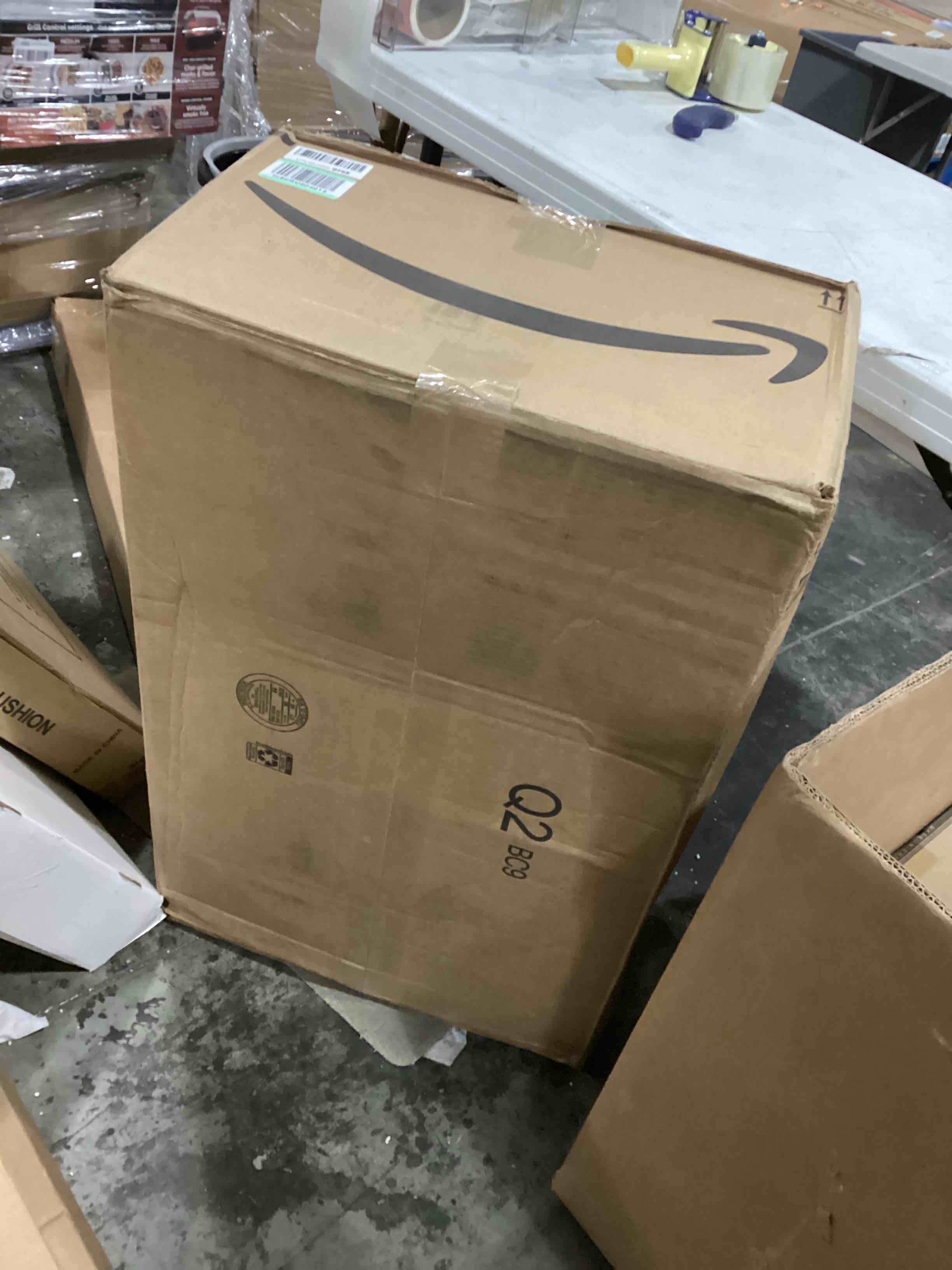 https://s3.amazonaws.com/lotting-images-prod/bidfta/RED5767641_1715884551506.jpeg